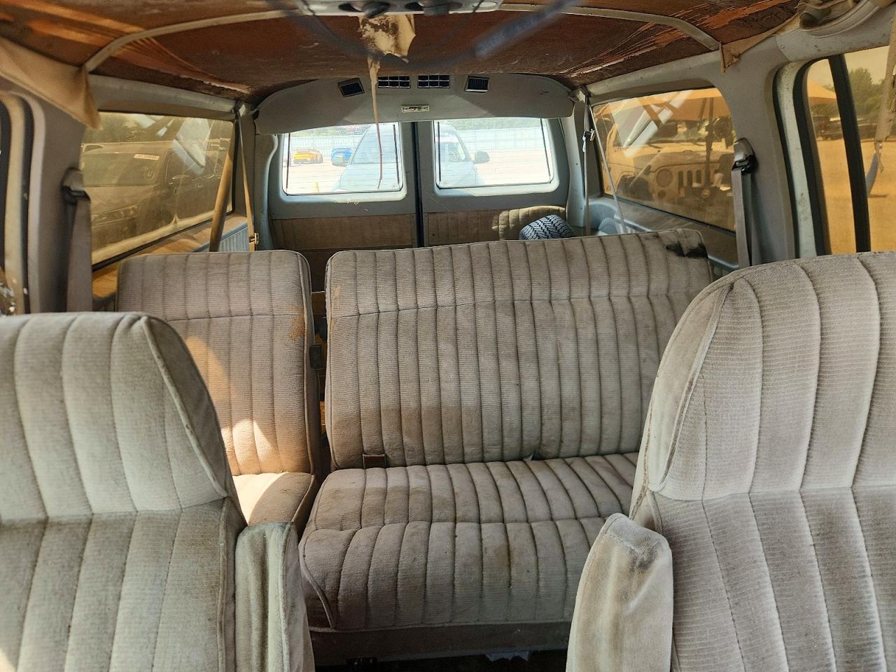 1991 Gmc Suburban R15 Conventional Gray vin: 1GKER16K9MF510266