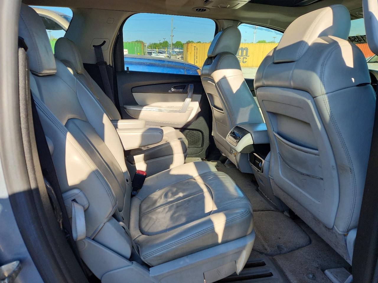 2008 Gmc Acadia Silver vin: 1GKER33738J241471