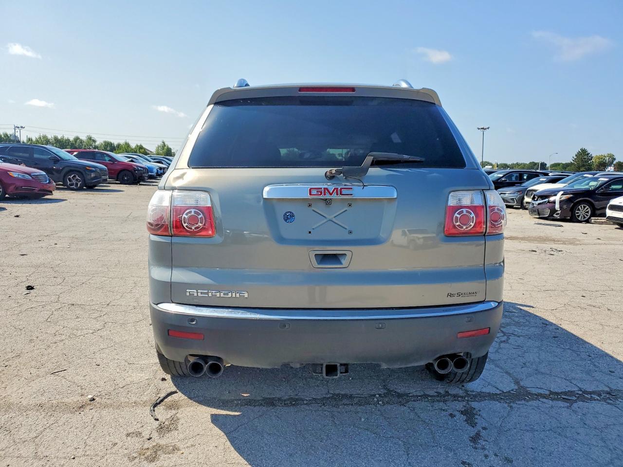 2008 Gmc Acadia Silver vin: 1GKER33738J241471