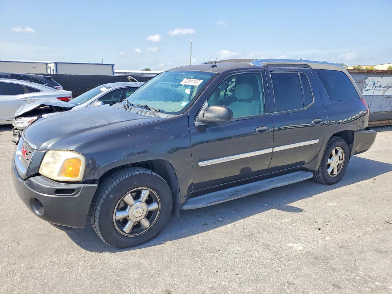 2005 Gmc Envoy Xuv Black vin: 1GKES12S056202785