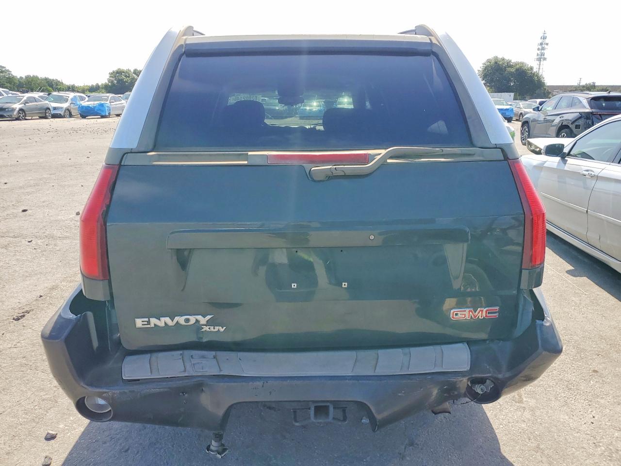 2005 Gmc Envoy Xuv Black vin: 1GKES12S056202785