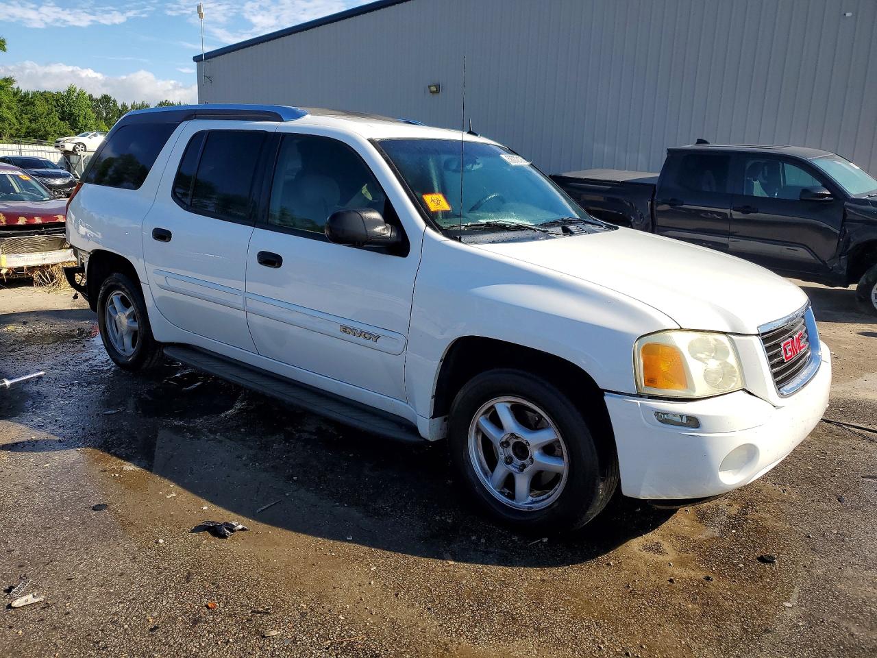 2004 Gmc Envoy Xuv White vin: 1GKES12S246178620