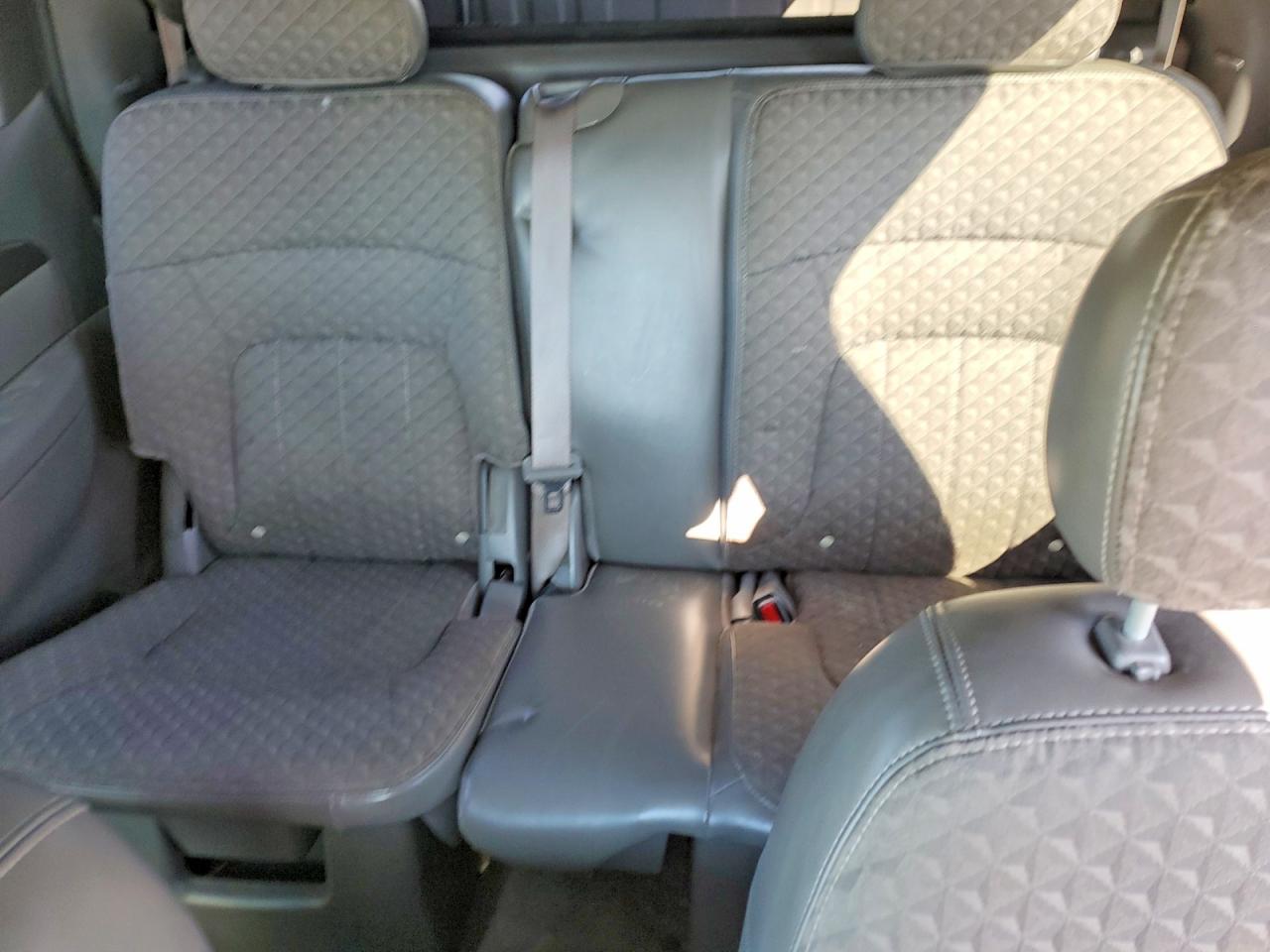 2004 Gmc Envoy Xuv White vin: 1GKES12S246178620