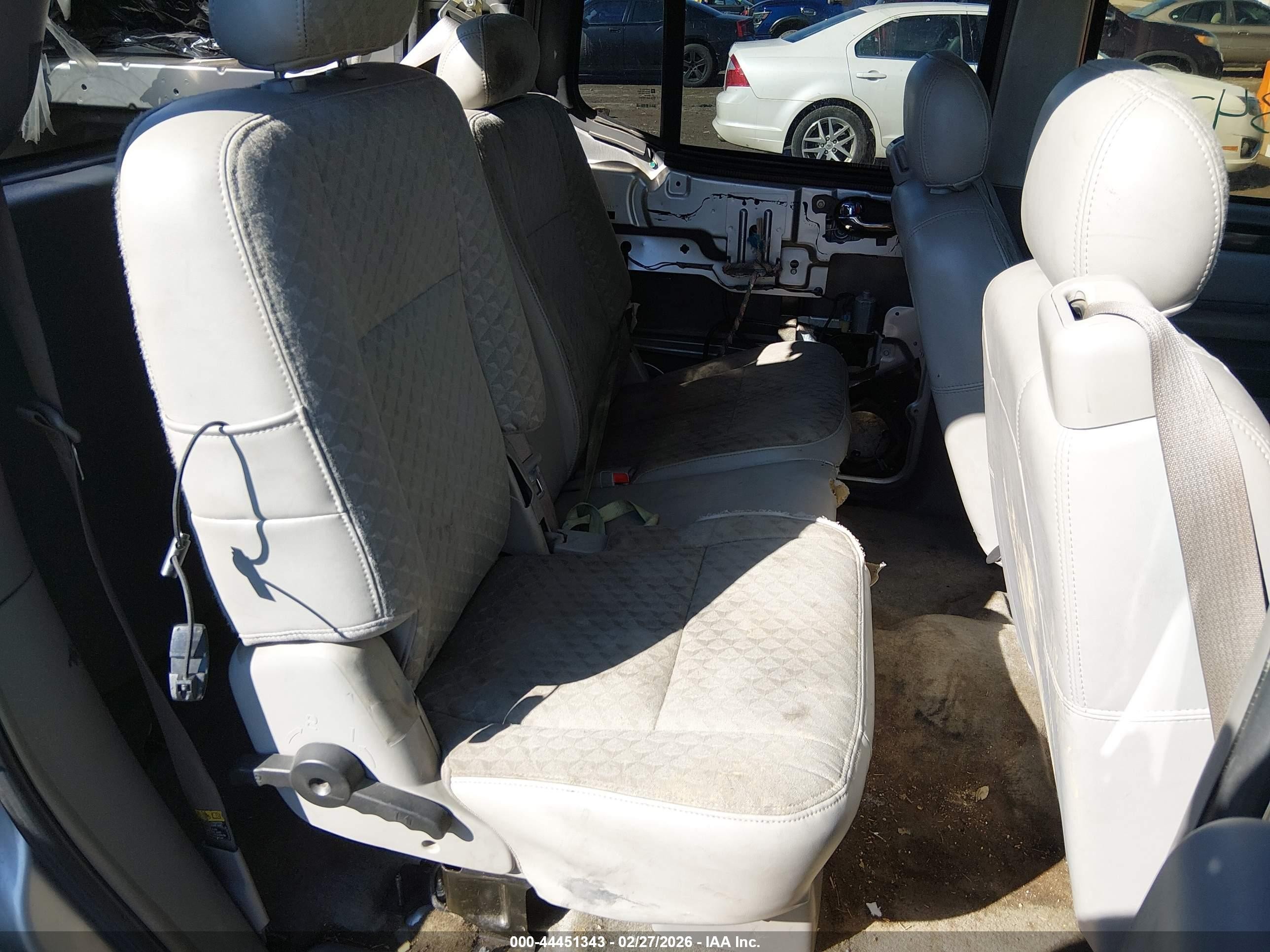 2005 Gmc Envoy Xuv Sle Серебряный vin: 1GKES12S856199750