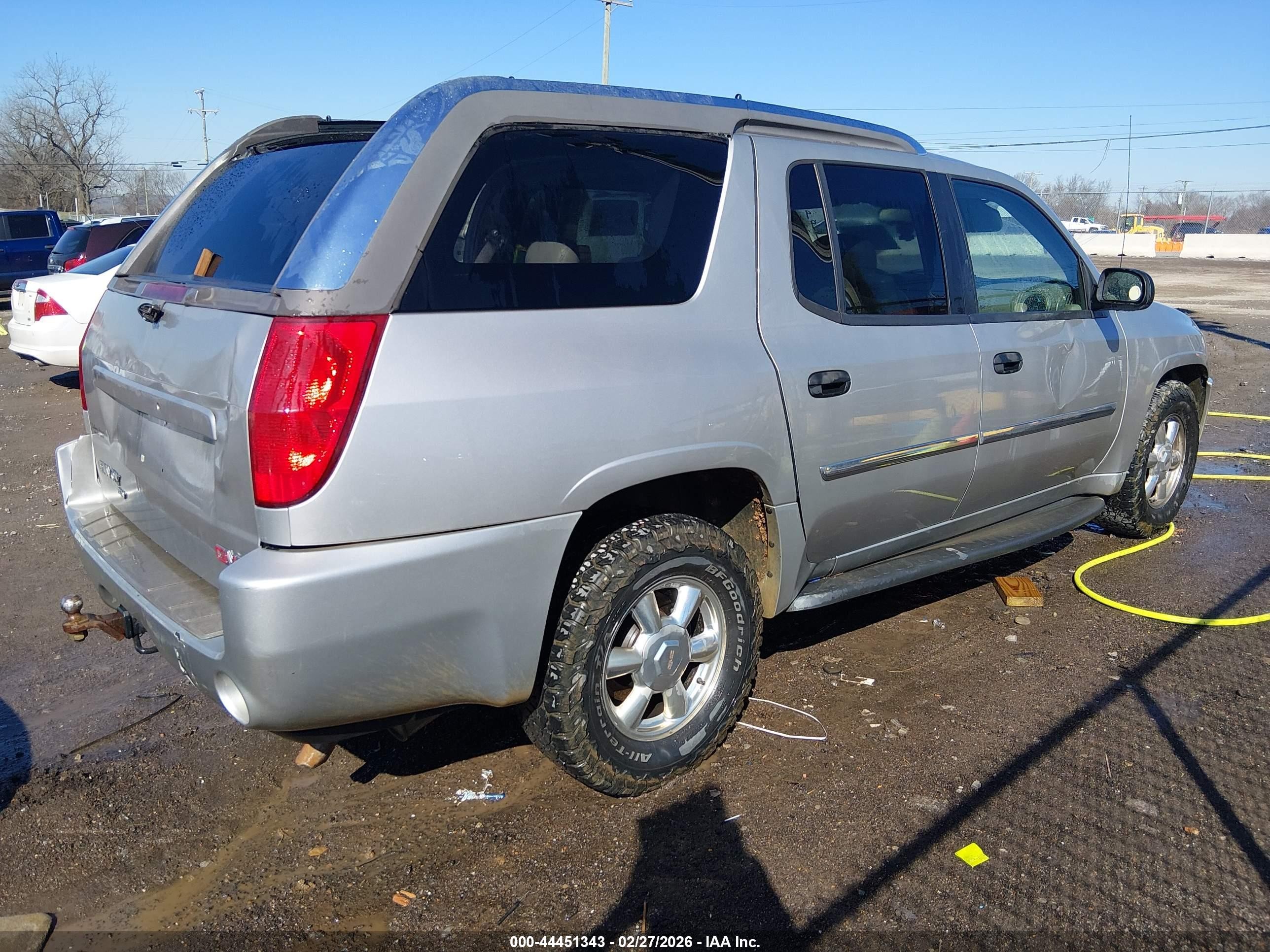2005 Gmc Envoy Xuv Sle Серебряный vin: 1GKES12S856199750