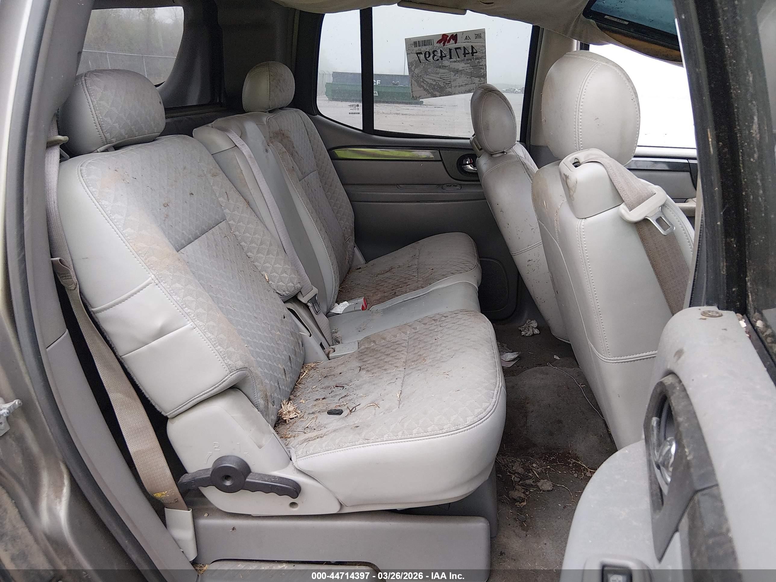 2005 Gmc Envoy Xuv Sle Серый vin: 1GKES12SX56120529