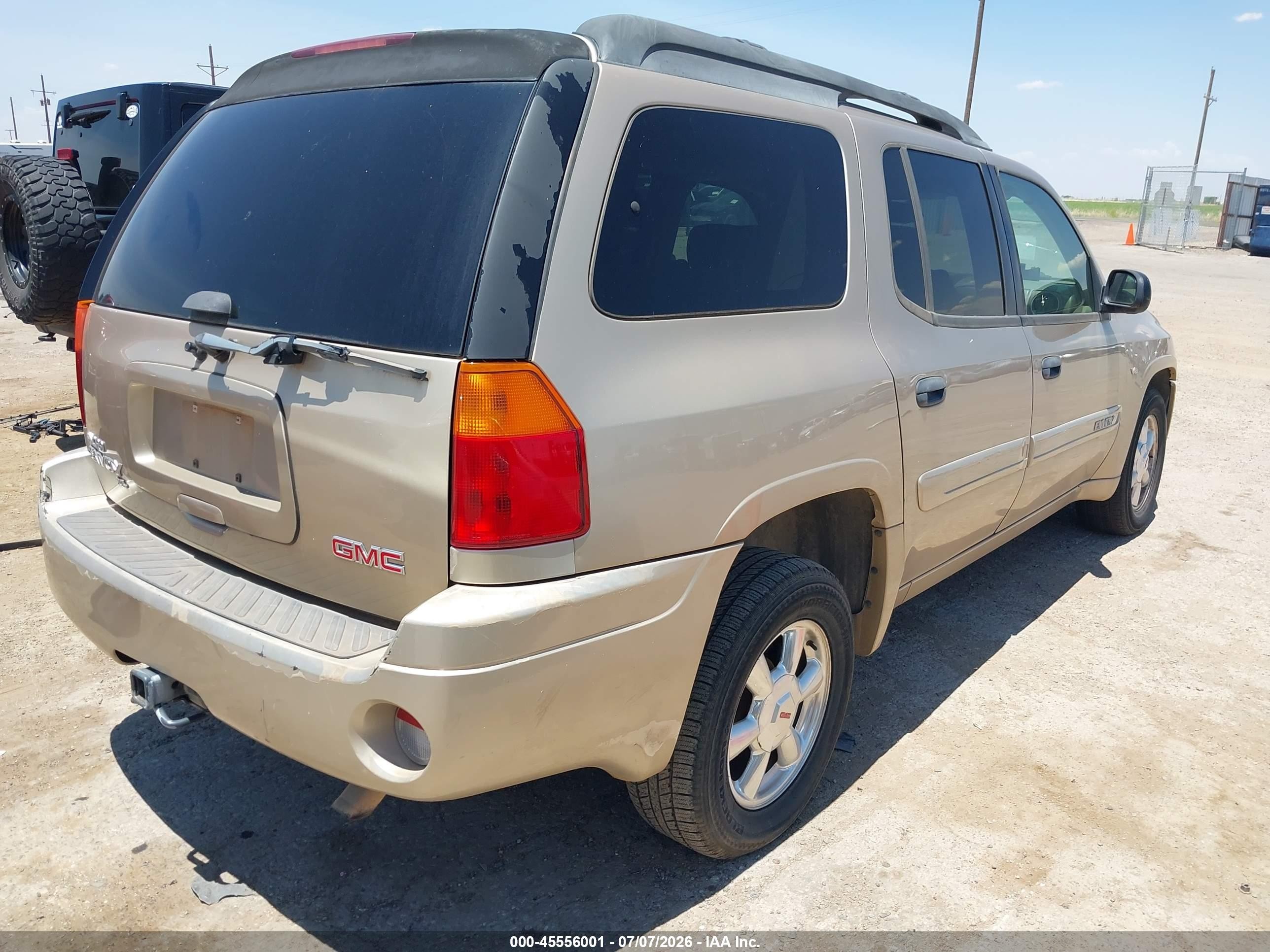 2004 Gmc Envoy Xl Sle Gold vin: 1GKES16P946218147