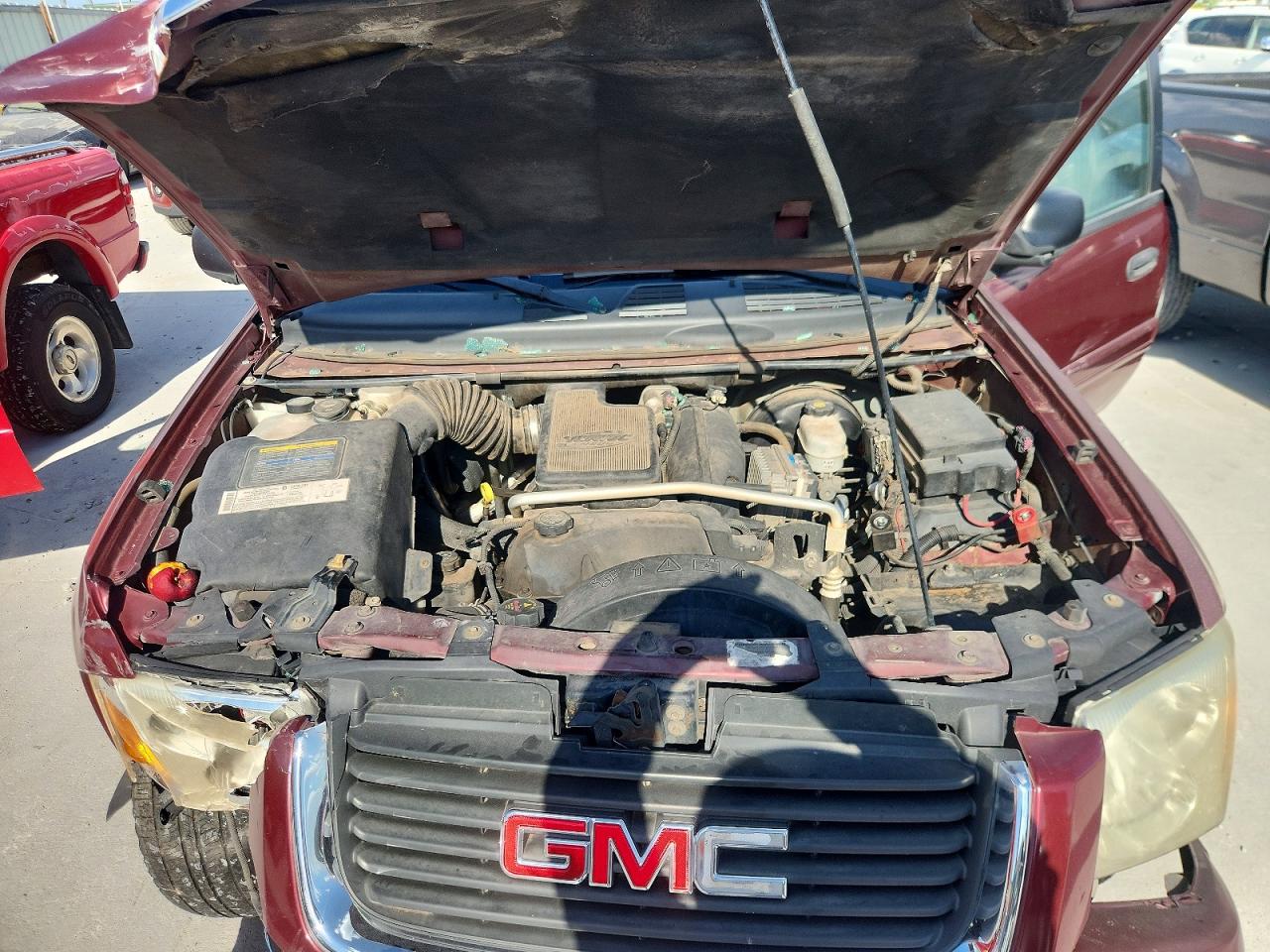 2005 Gmc Envoy Xl Red vin: 1GKES16S056162430