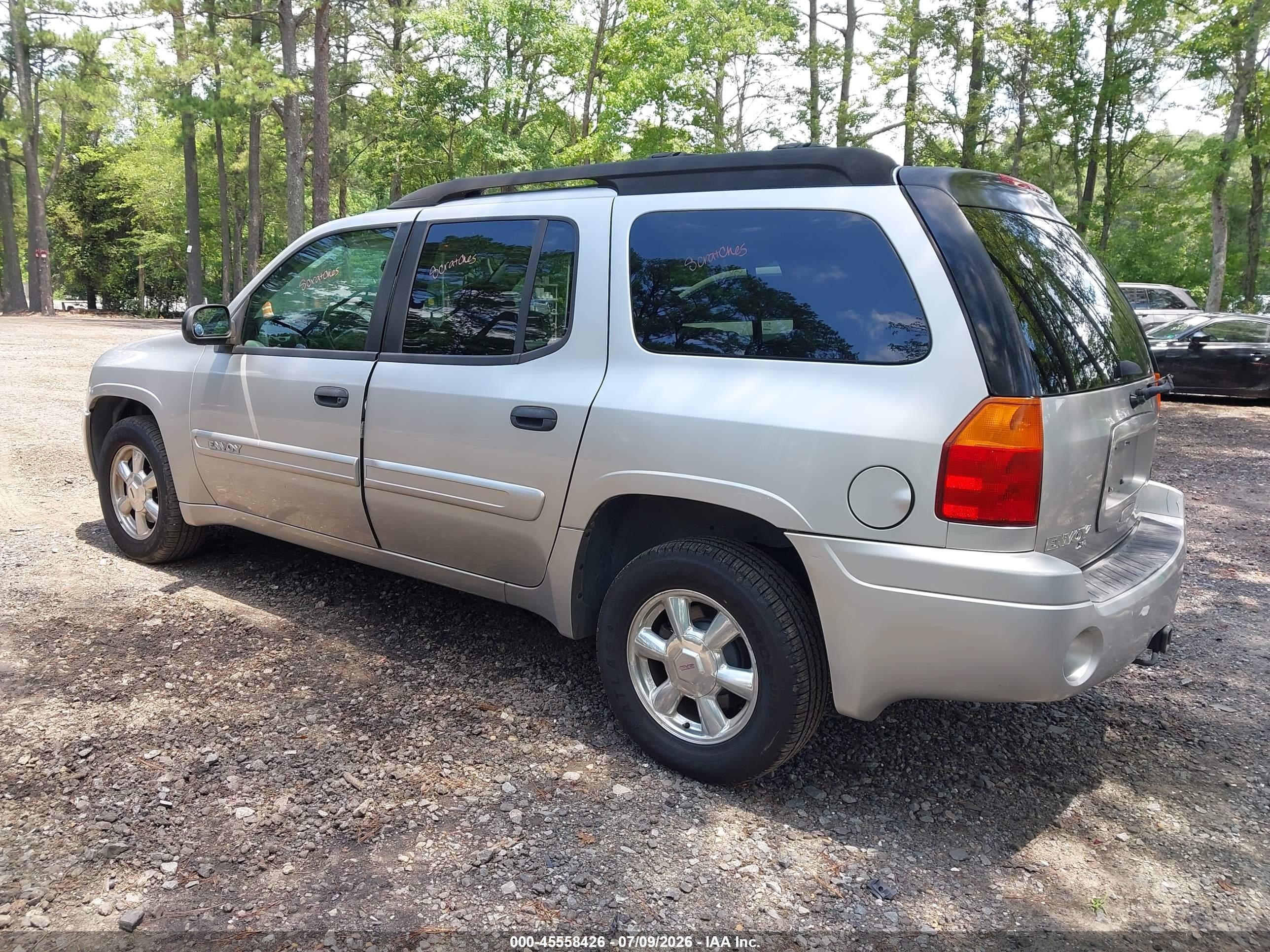 2005 Gmc Envoy Xl Sle Silver vin: 1GKES16S256153468