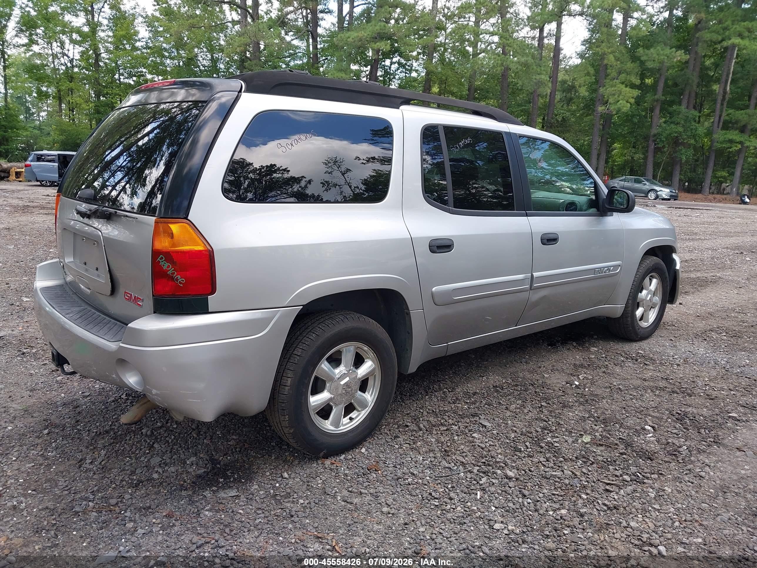 2005 Gmc Envoy Xl Sle Silver vin: 1GKES16S256153468