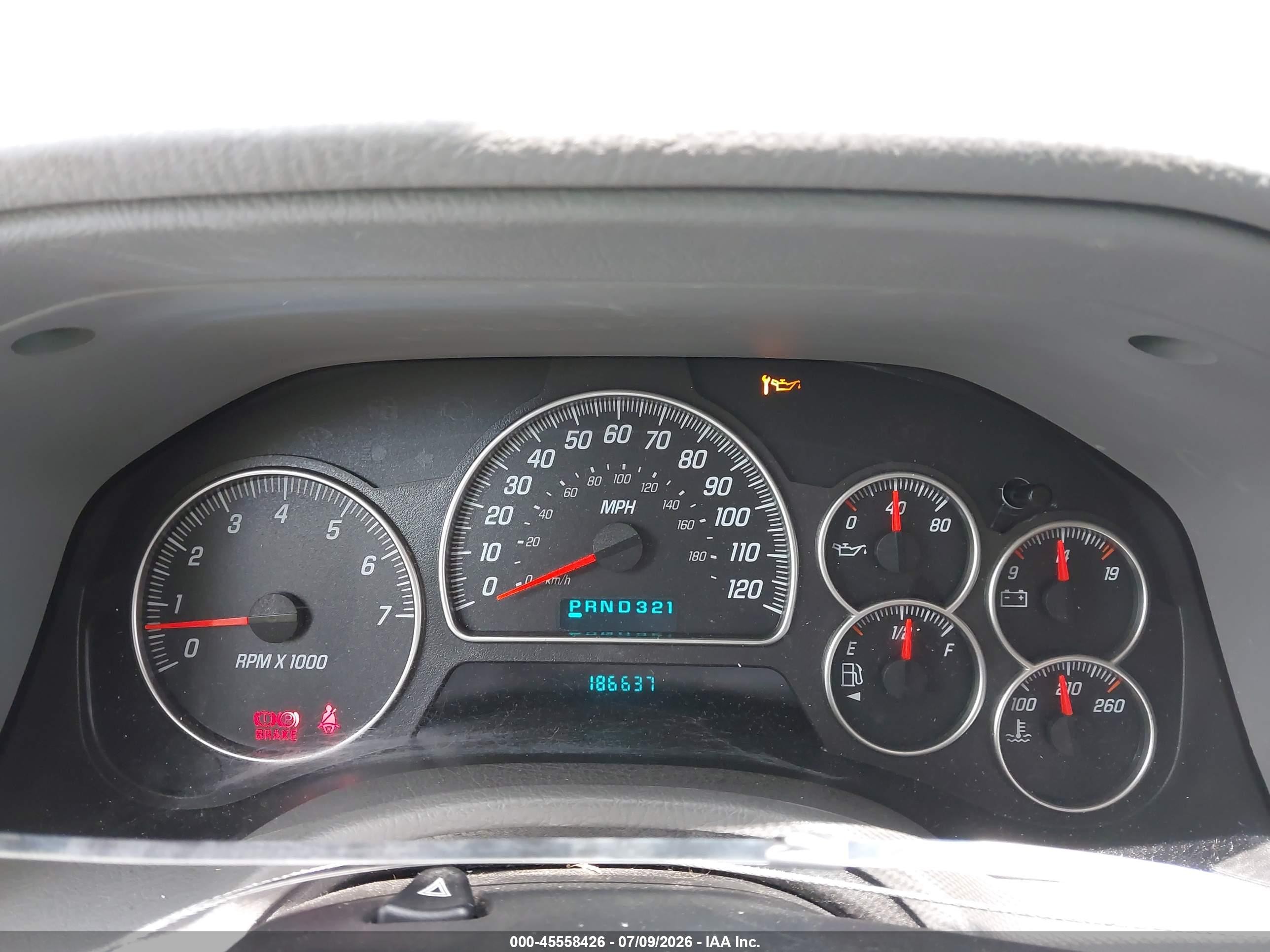 2005 Gmc Envoy Xl Sle Silver vin: 1GKES16S256153468