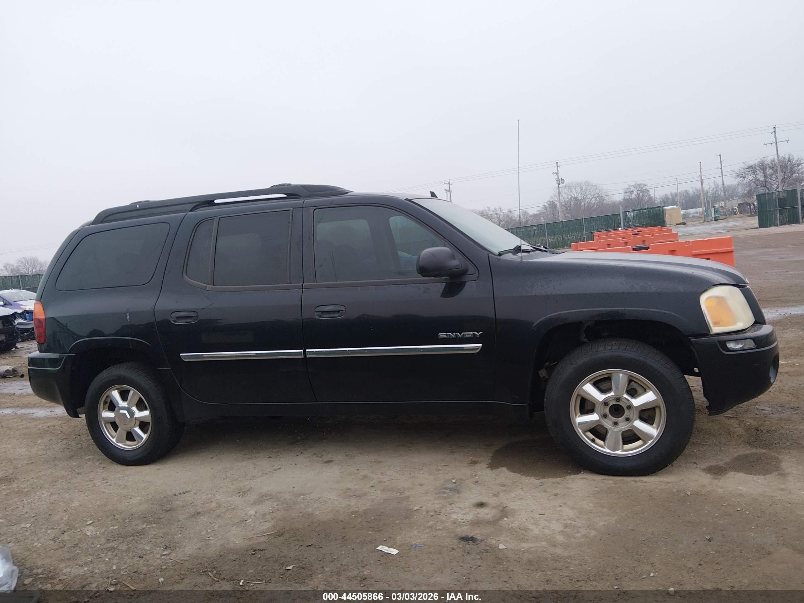2006 Gmc Envoy Xl Sle Black vin: 1GKES16S266149471
