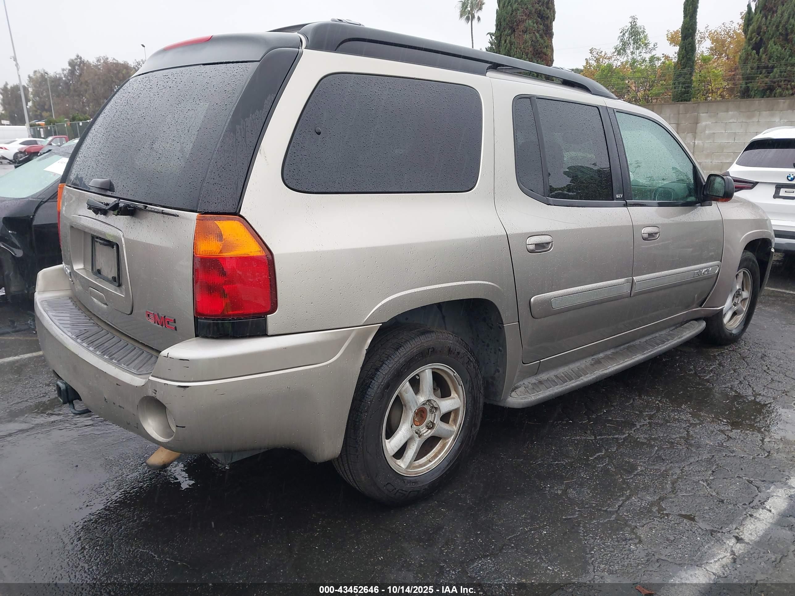 2002 Gmc Envoy Xl Slt Beige vin: 1GKES16S326138537