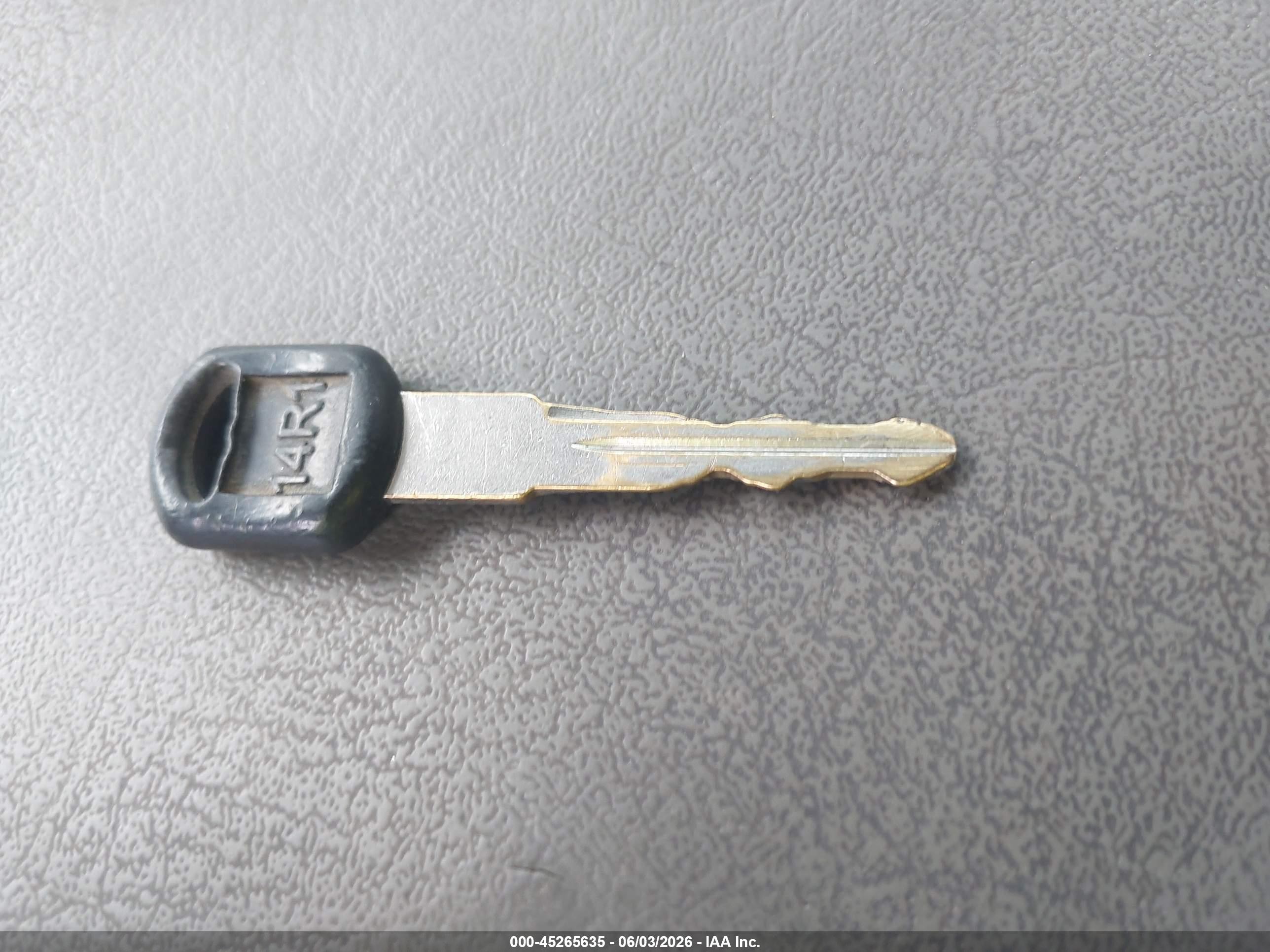 2004 Gmc Envoy Xl Sle Серебряный vin: 1GKES16S346123362