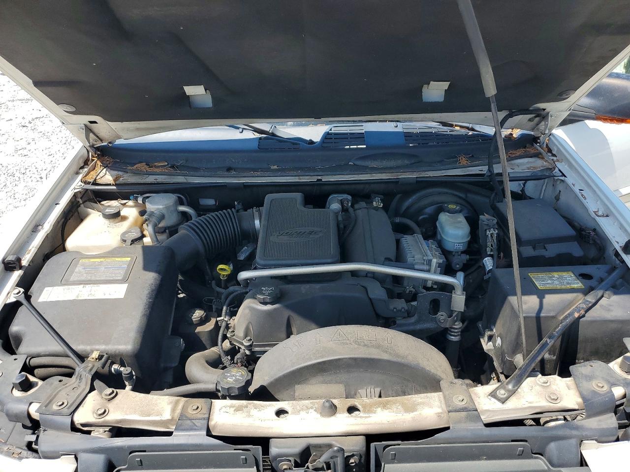 2005 Gmc Envoy Xl White vin: 1GKES16S456149941