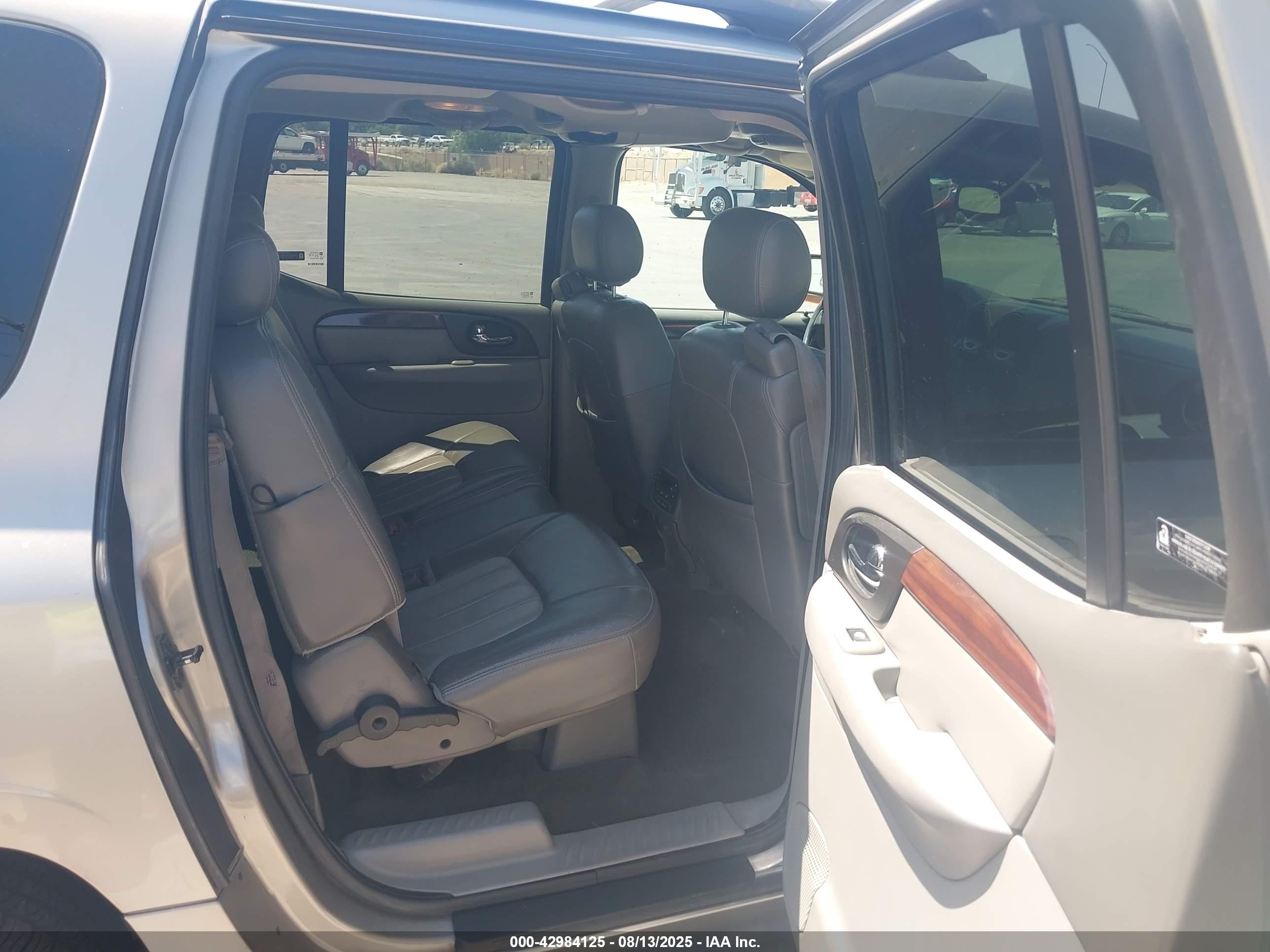 2002 Gmc Envoy Xl Slt Tan vin: 1GKES16S526125305