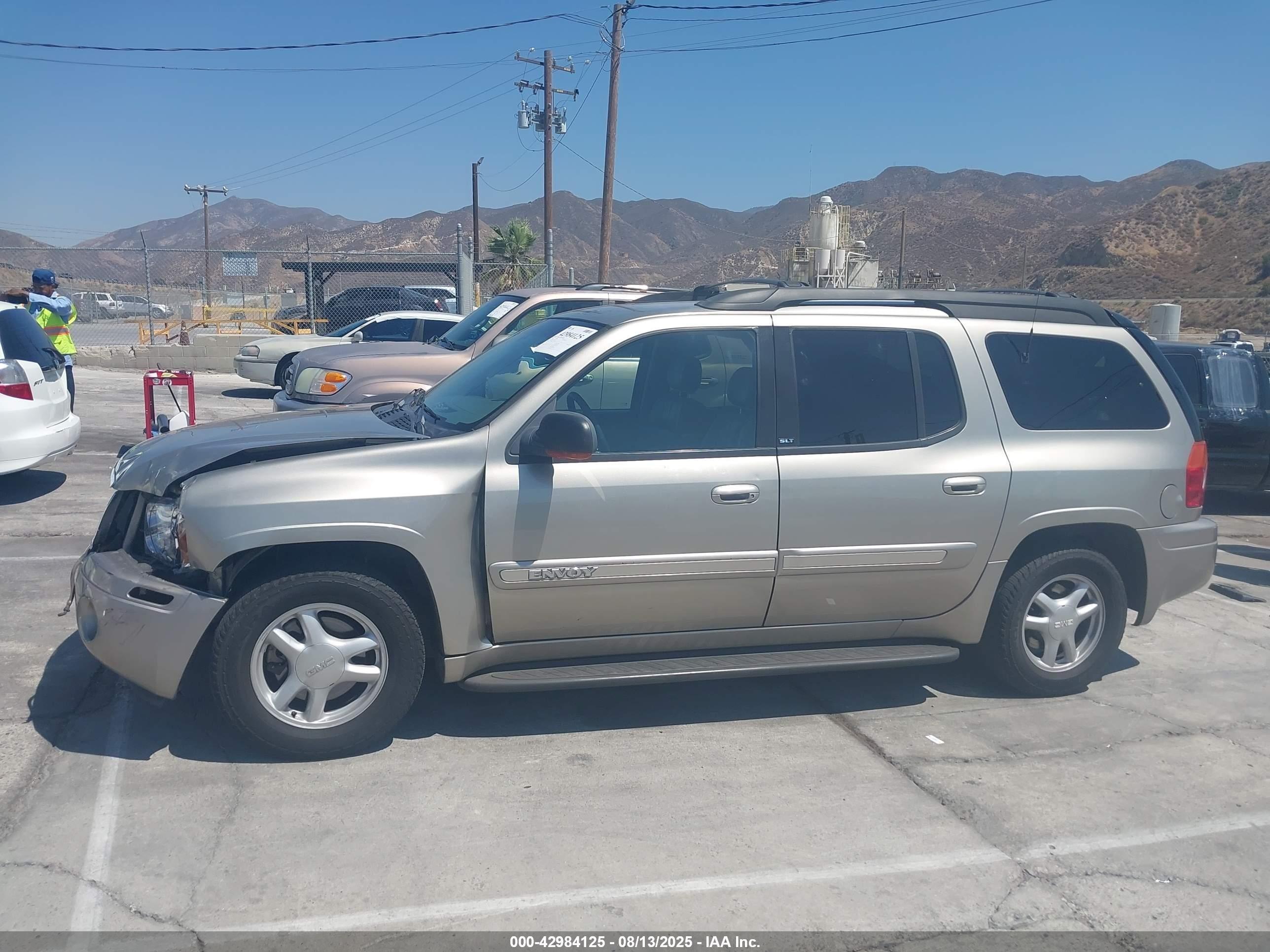 2002 Gmc Envoy Xl Slt Tan vin: 1GKES16S526125305