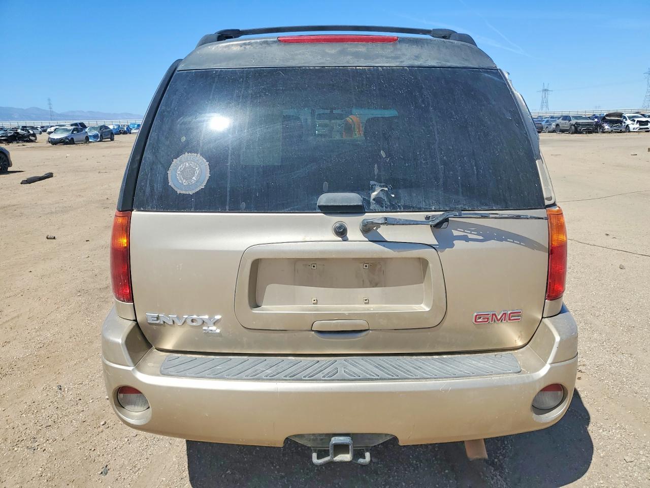 2004 Gmc Envoy Xl Gold vin: 1GKES16S546180582