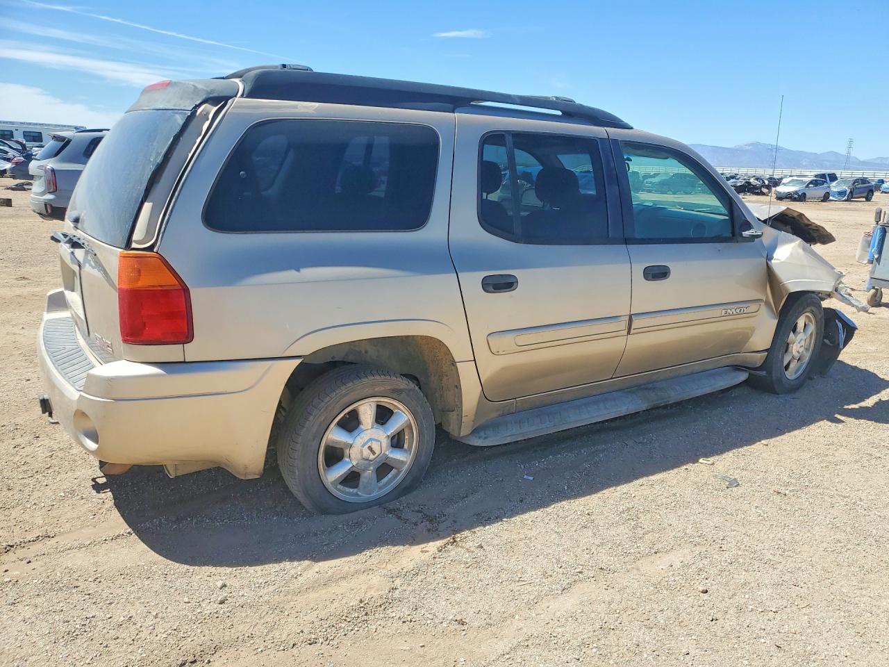 2004 Gmc Envoy Xl Gold vin: 1GKES16S546180582