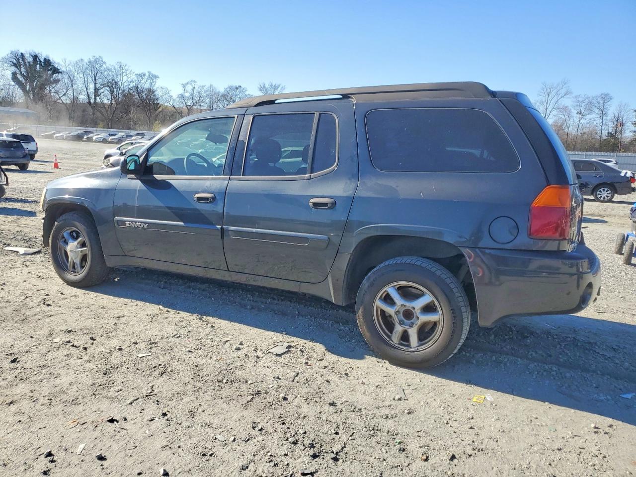 2005 Gmc Envoy Xl Charcoal vin: 1GKES16S656138617