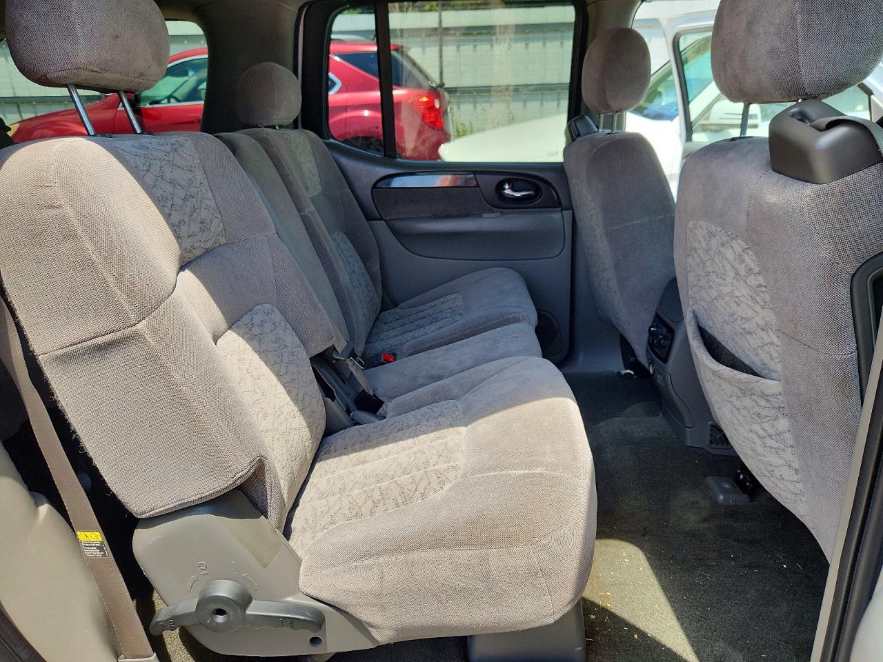 2003 Gmc Envoy Xl White vin: 1GKES16S736126232