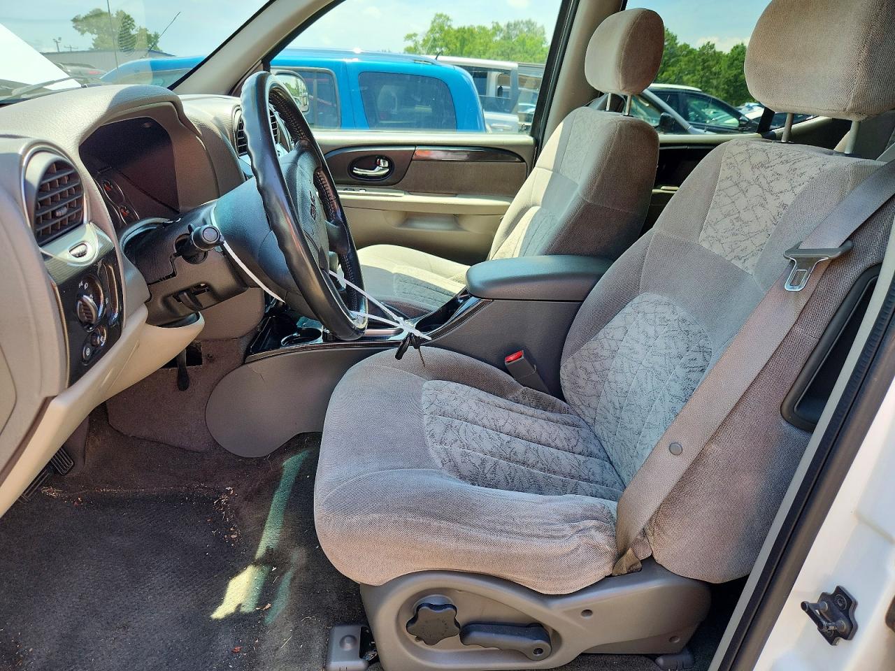 2003 Gmc Envoy Xl White vin: 1GKES16S736126232