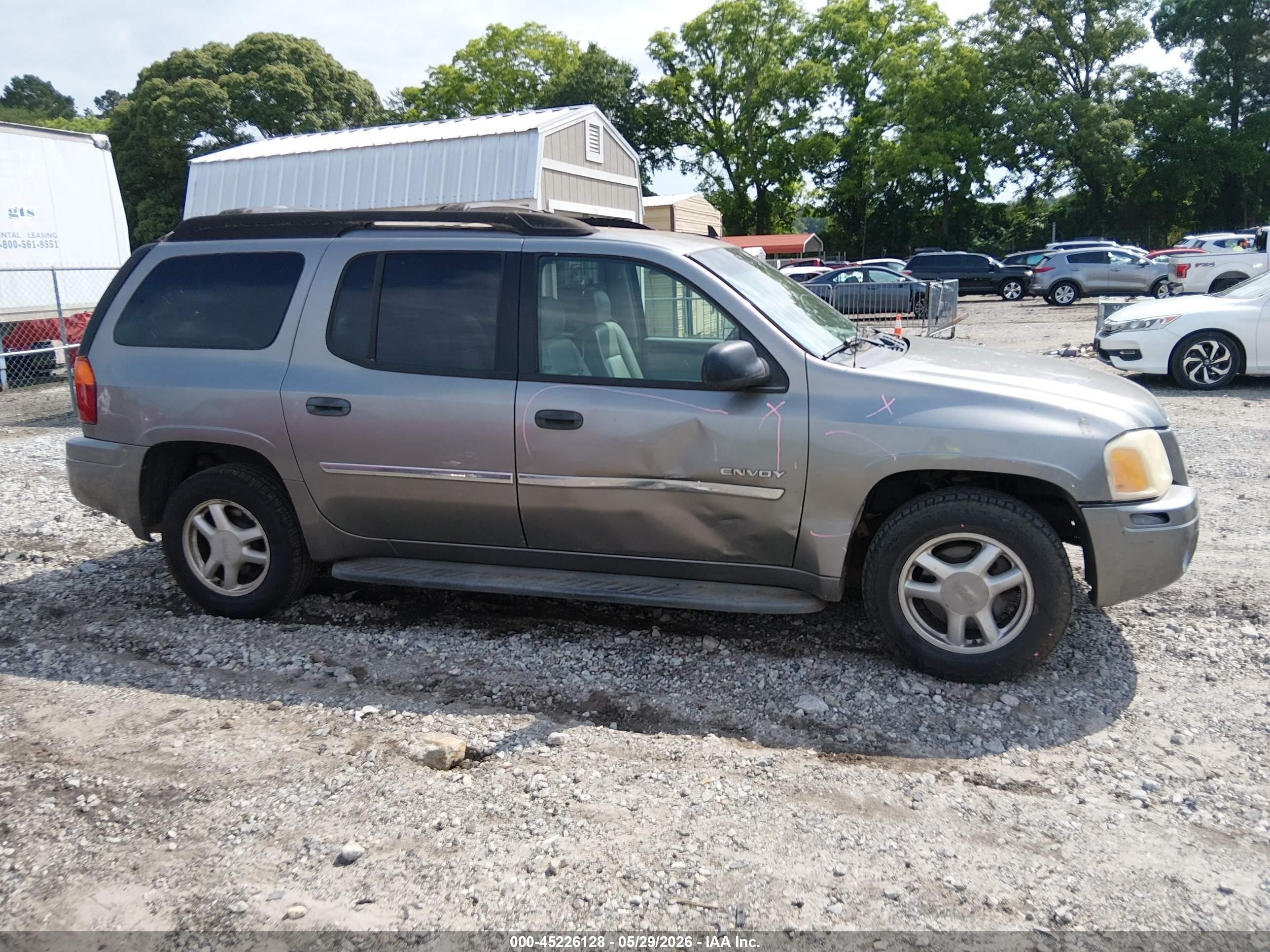 2006 Gmc Envoy Xl Sle Gray vin: 1GKES16S766137722
