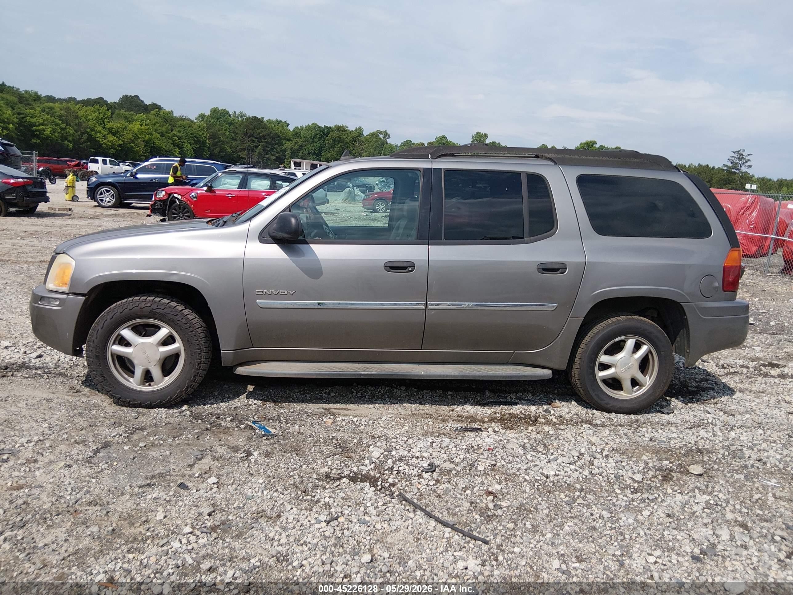 2006 Gmc Envoy Xl Sle Gray vin: 1GKES16S766137722