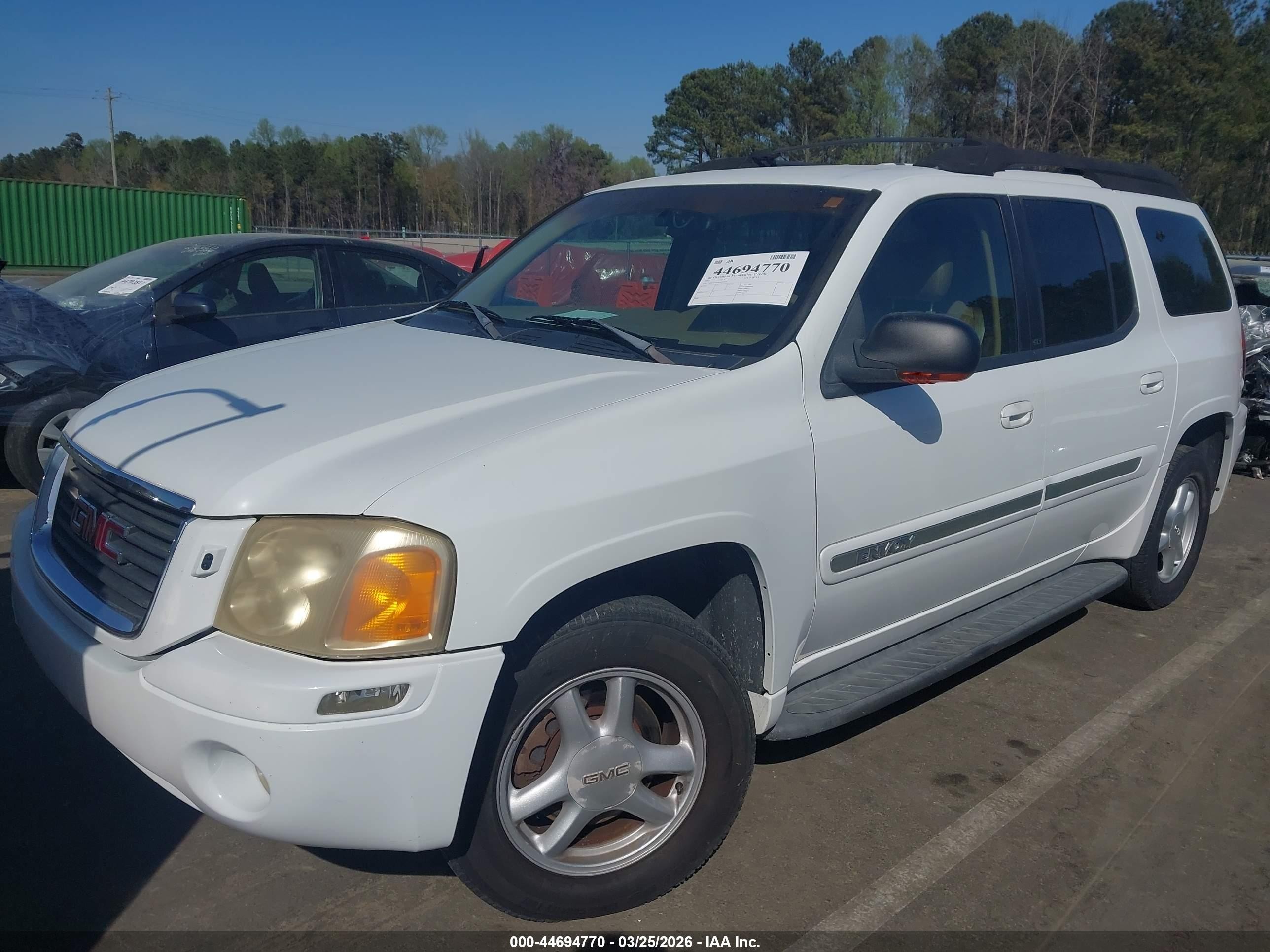 2002 Gmc Envoy Xl Slt White vin: 1GKES16S826105436