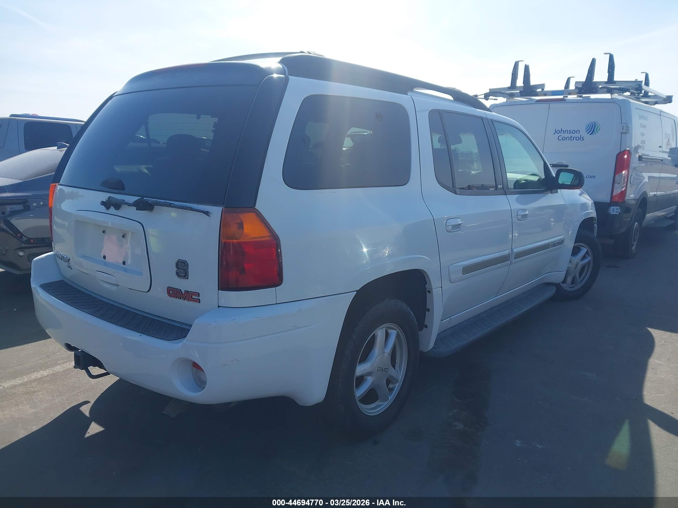 2002 Gmc Envoy Xl Slt White vin: 1GKES16S826105436
