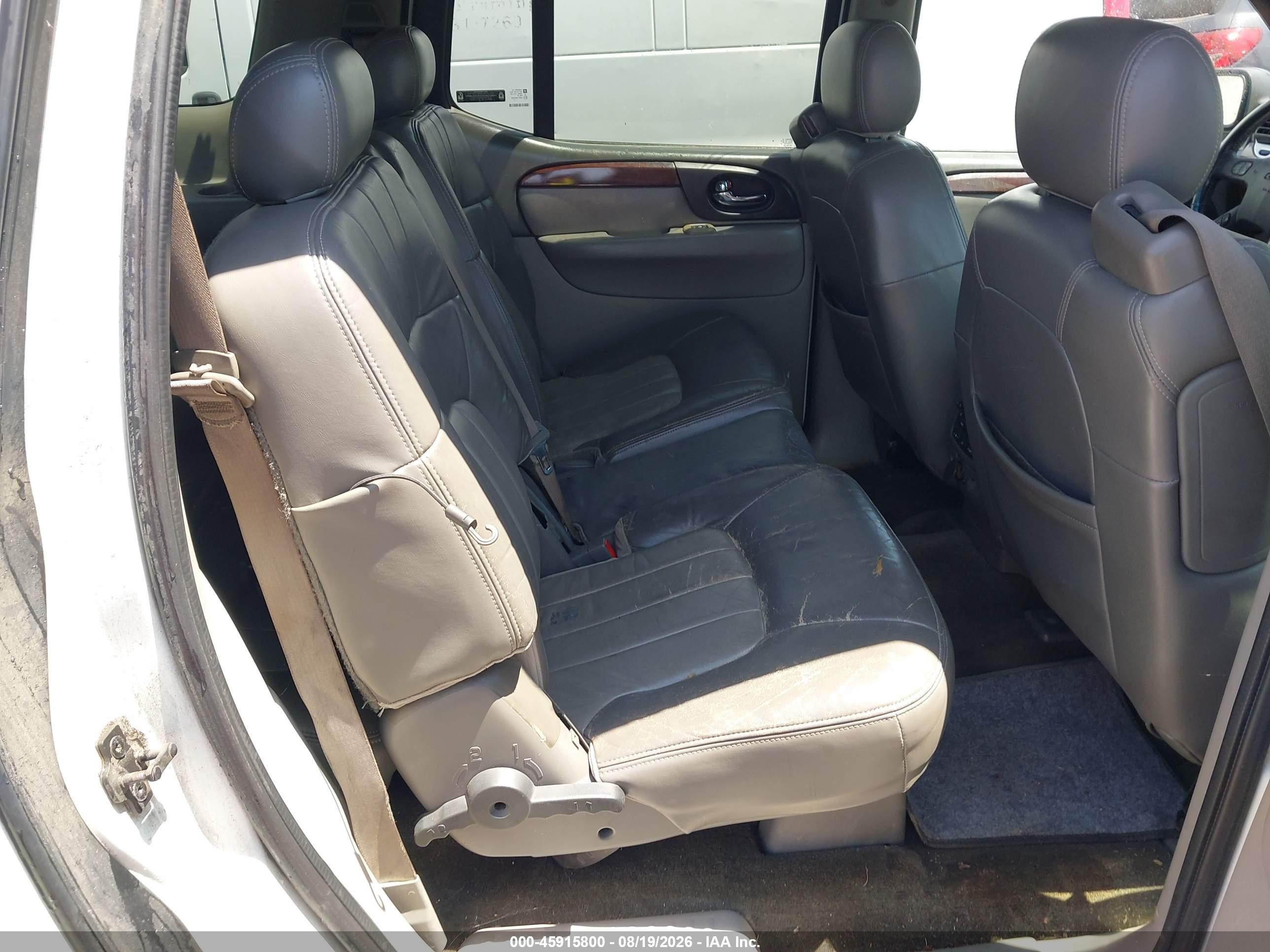 2002 Gmc Envoy Xl Slt White vin: 1GKES16S826116002
