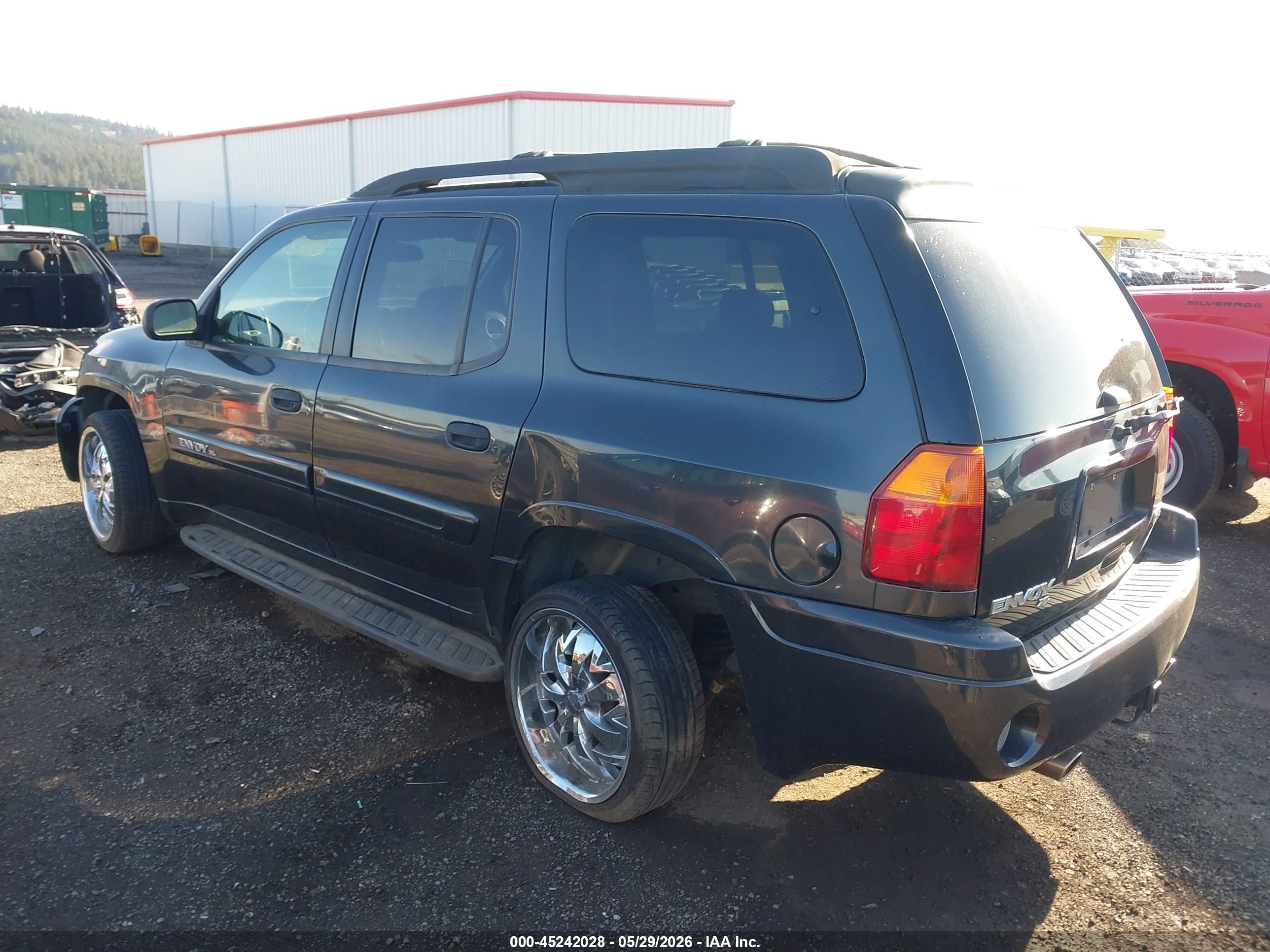 2004 Gmc Envoy Xl Sle Черный vin: 1GKES16S846205121