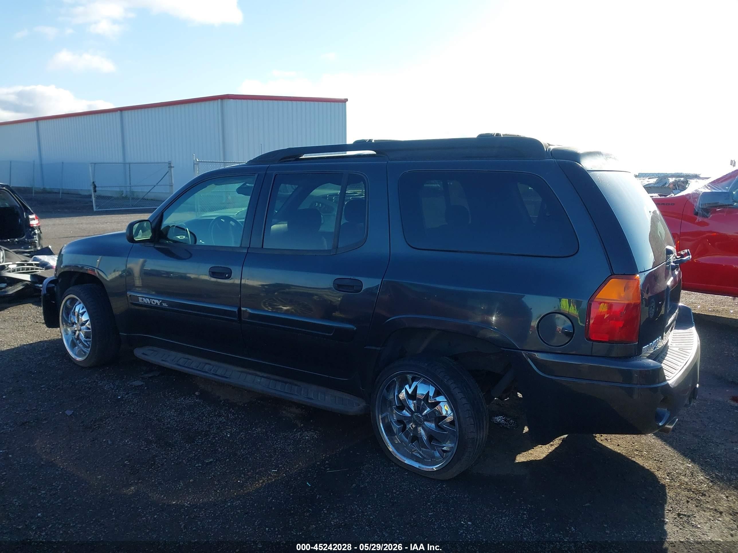 2004 Gmc Envoy Xl Sle Черный vin: 1GKES16S846205121