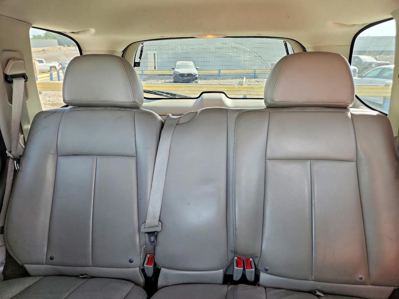 2008 Gmc Envoy Denali Серебряный vin: 1GKES63M082226187