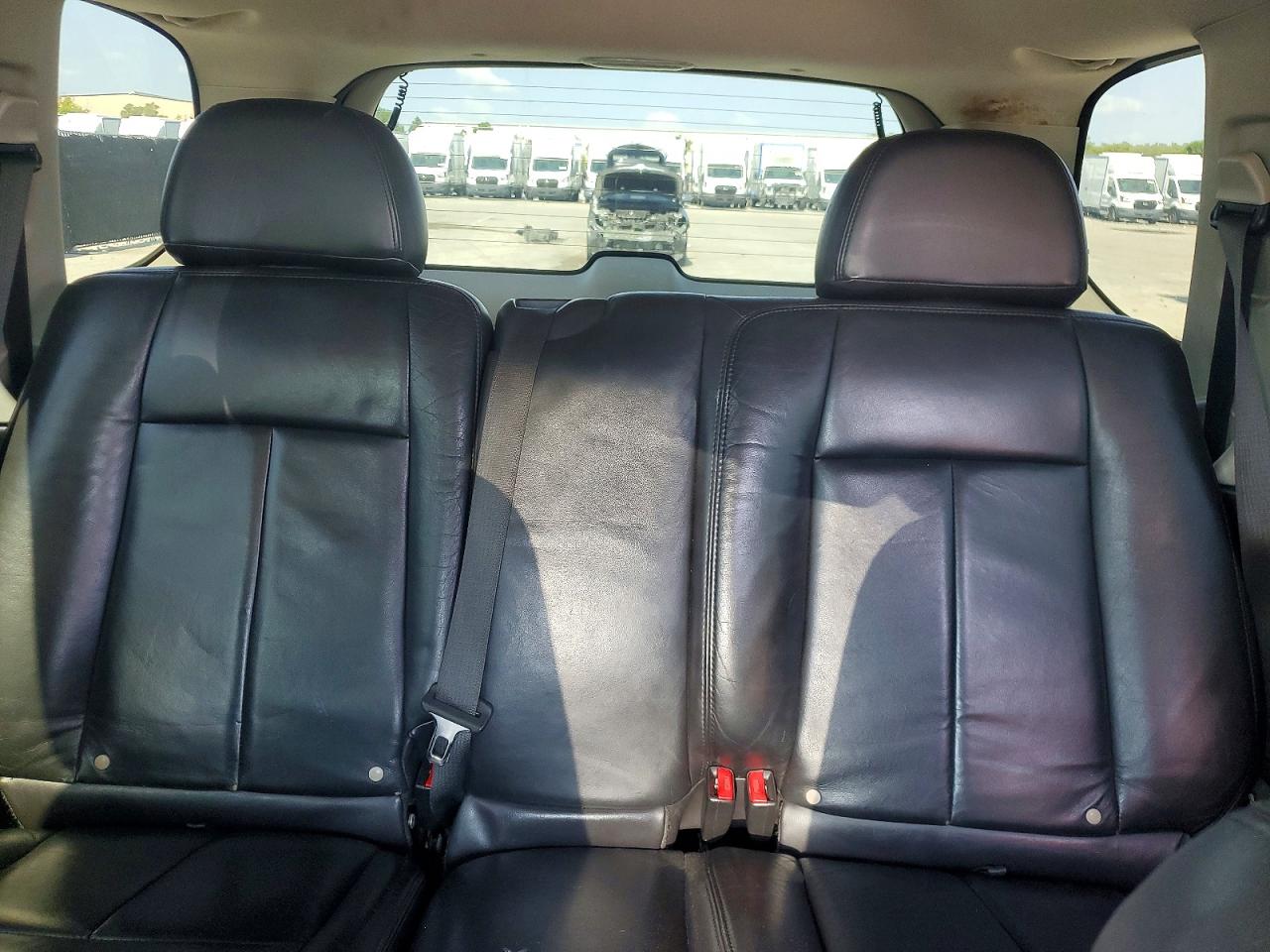 2008 Gmc Envoy Denali Black vin: 1GKES63M582163815