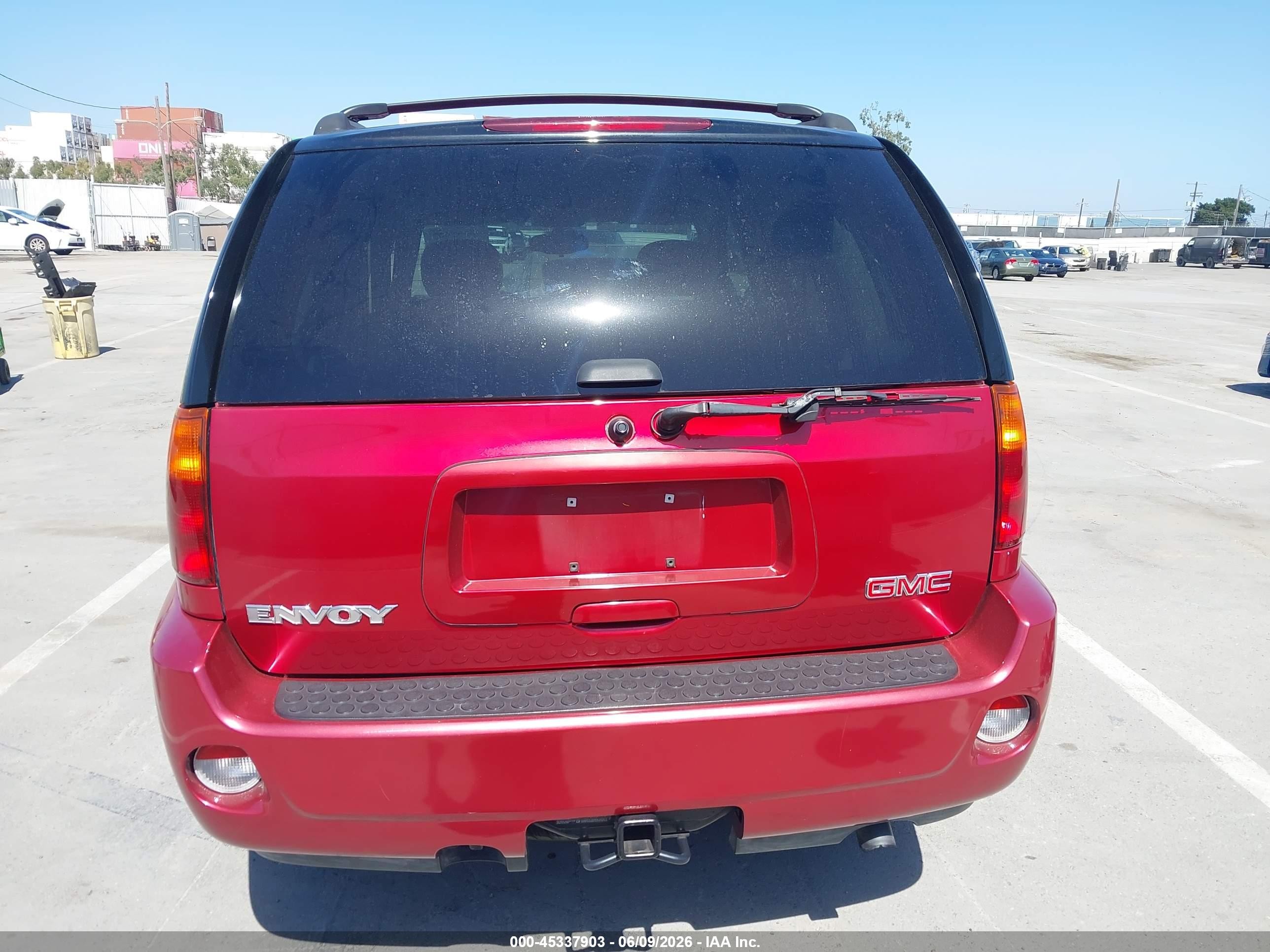 2005 Gmc Envoy Denali Red vin: 1GKES63M852316750
