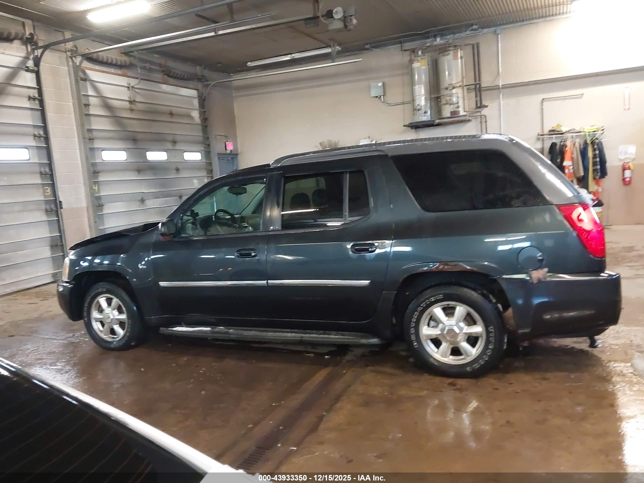 2005 Gmc Envoy Xuv Slt Gray vin: 1GKET12M356100105