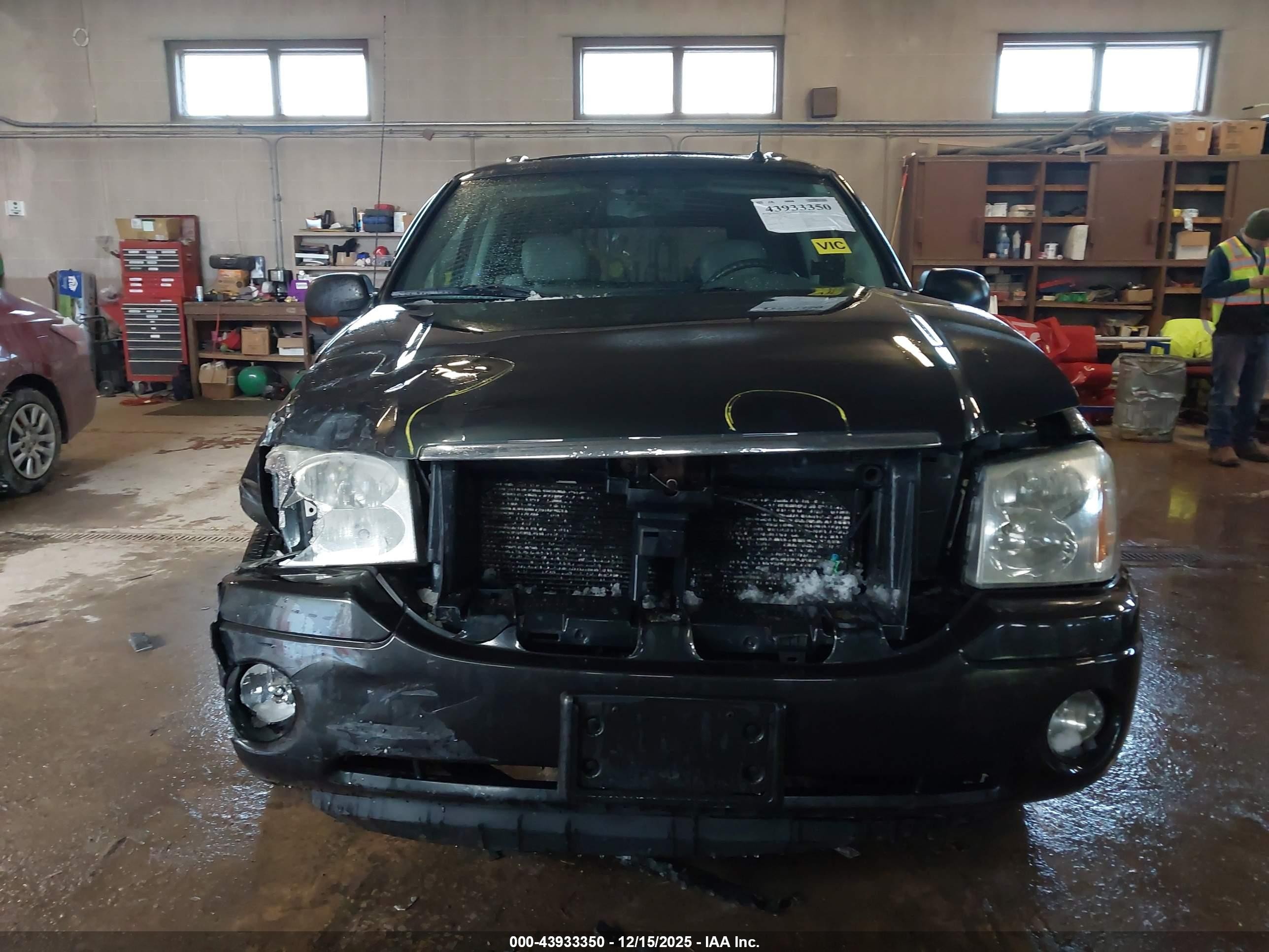 2005 Gmc Envoy Xuv Slt Gray vin: 1GKET12M356100105