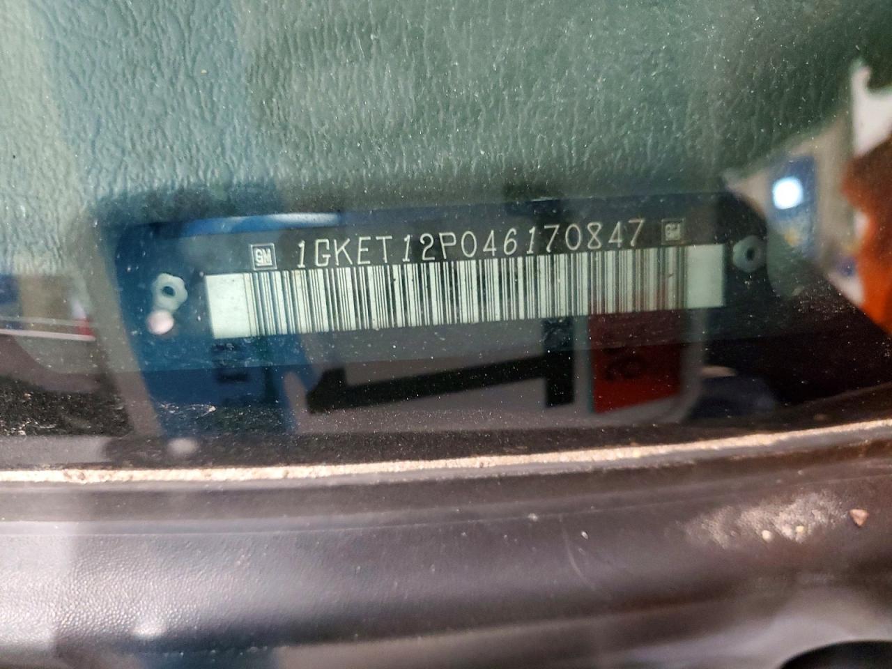 2004 Gmc Envoy Xuv Blue vin: 1GKET12P046170847