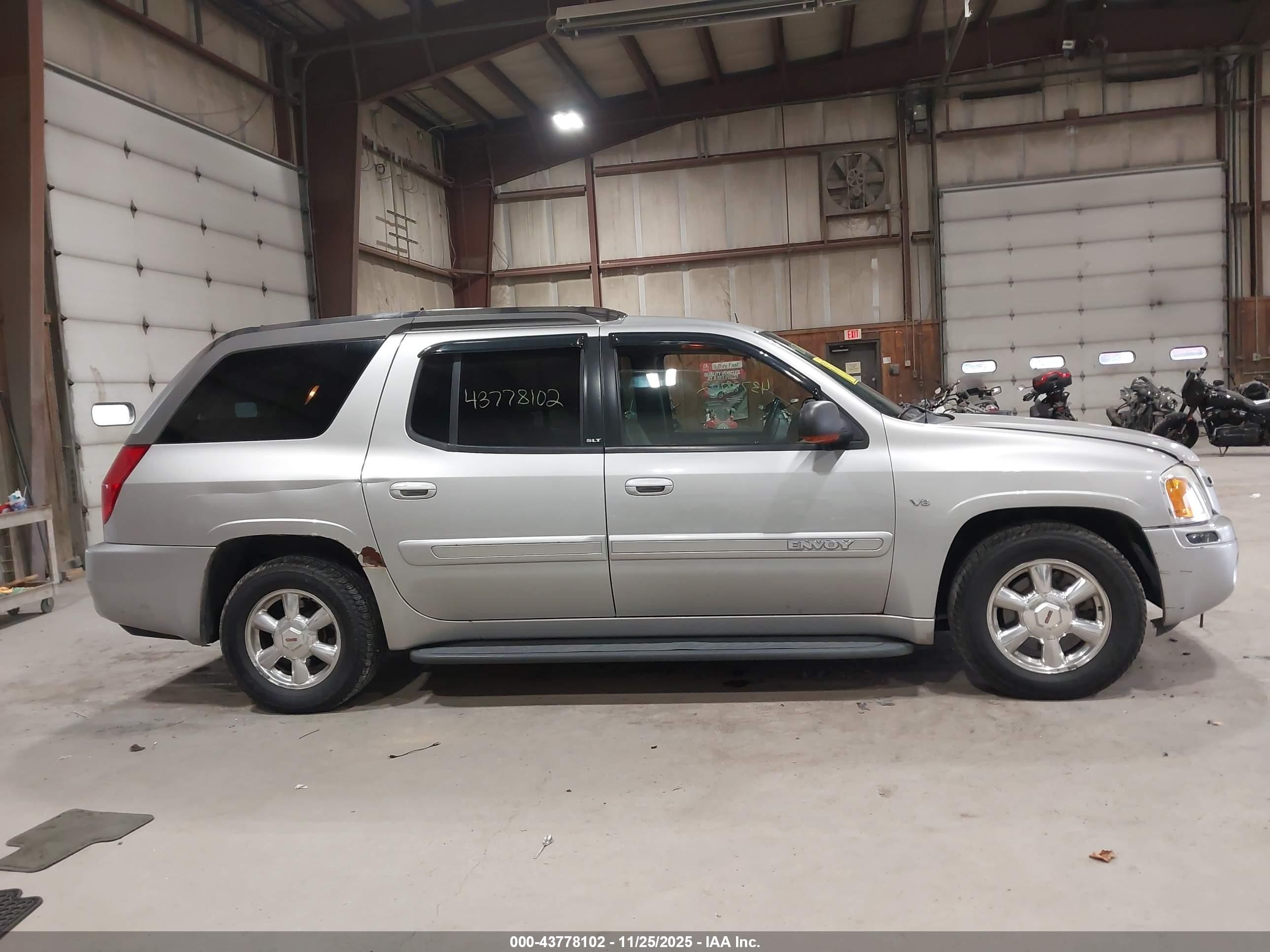 2004 Gmc Envoy Xuv Slt Серый vin: 1GKET12P246166508