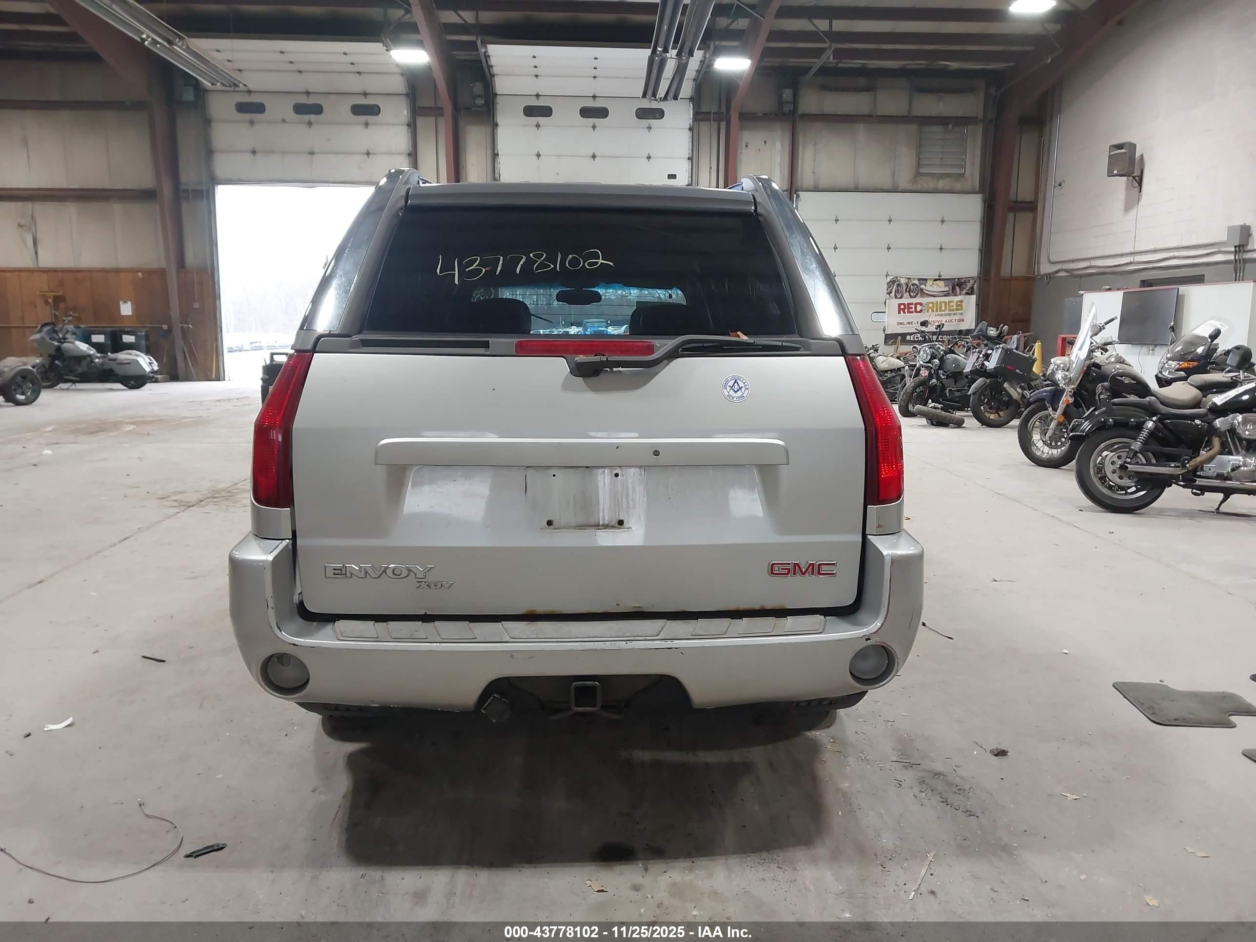 2004 Gmc Envoy Xuv Slt Серый vin: 1GKET12P246166508