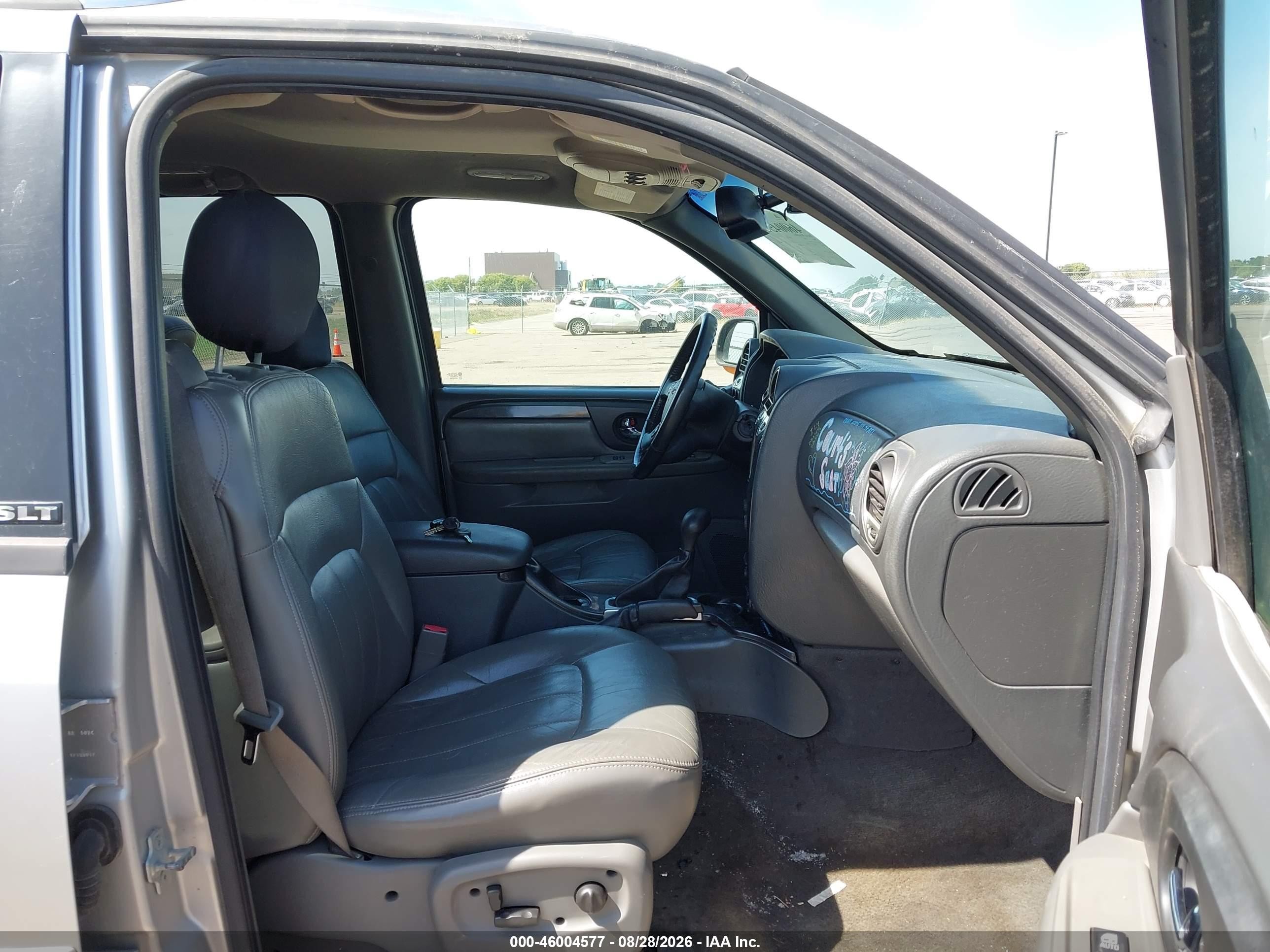 2004 Gmc Envoy Xuv Slt Silver vin: 1GKET12S746165777