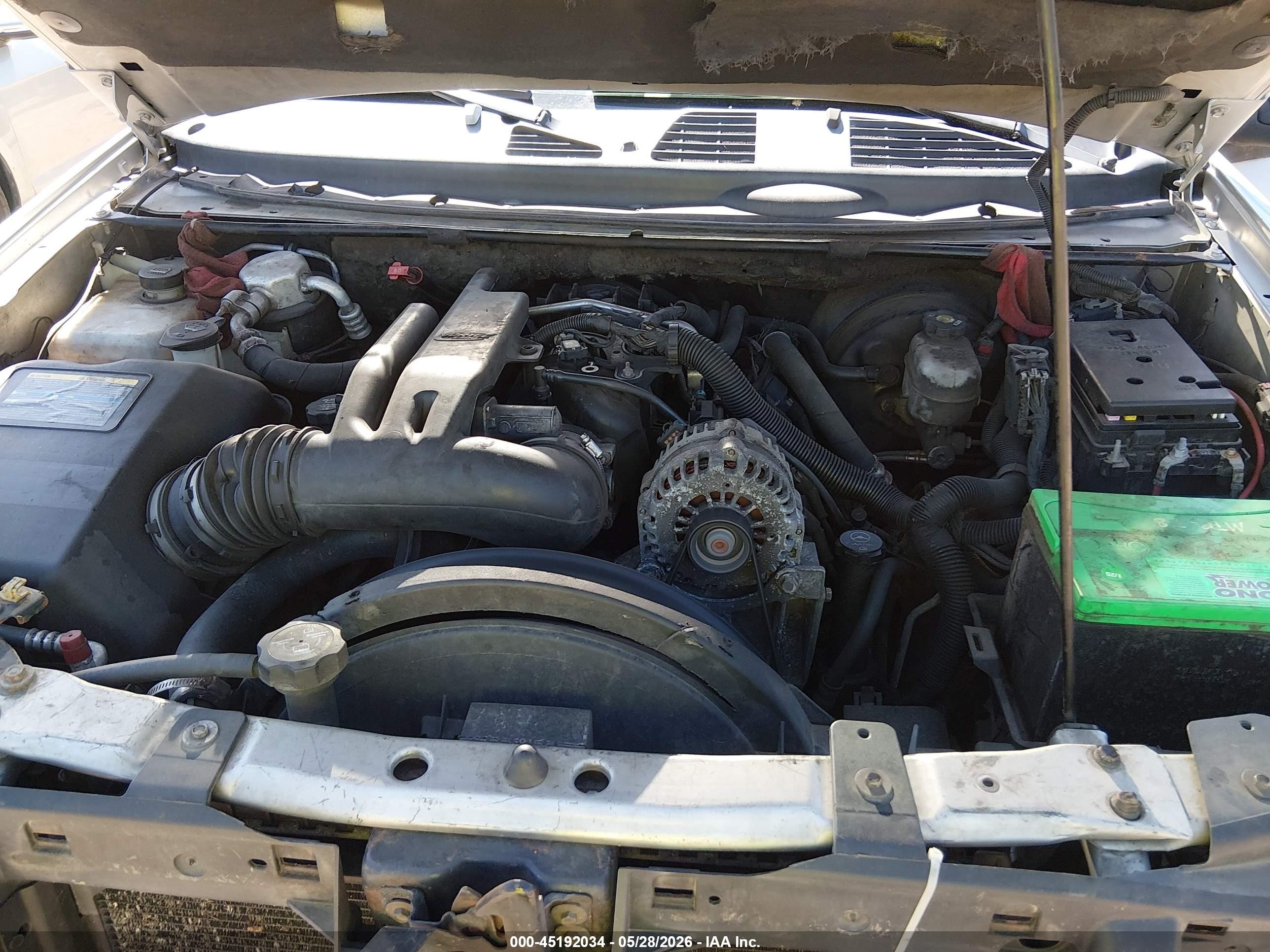 2005 Gmc Envoy Xl Sle Silver vin: 1GKET16M256112496