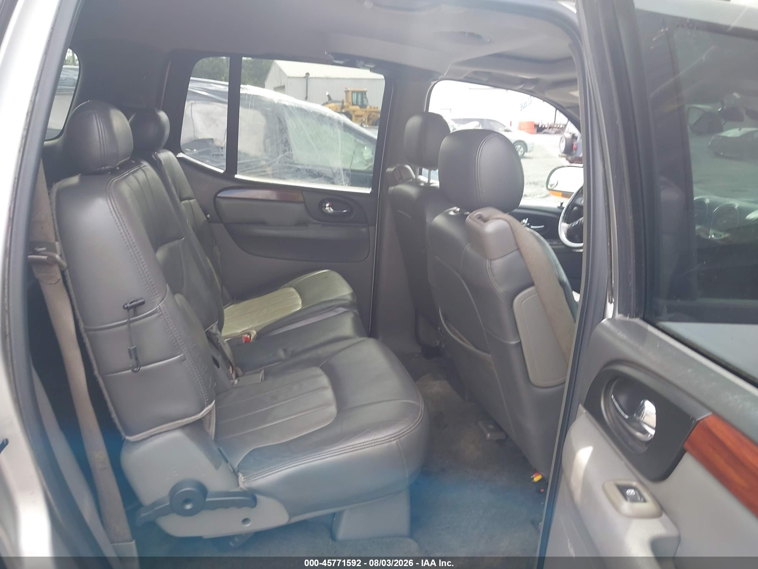 2004 Gmc Envoy Xl Slt Silver vin: 1GKET16P246146673