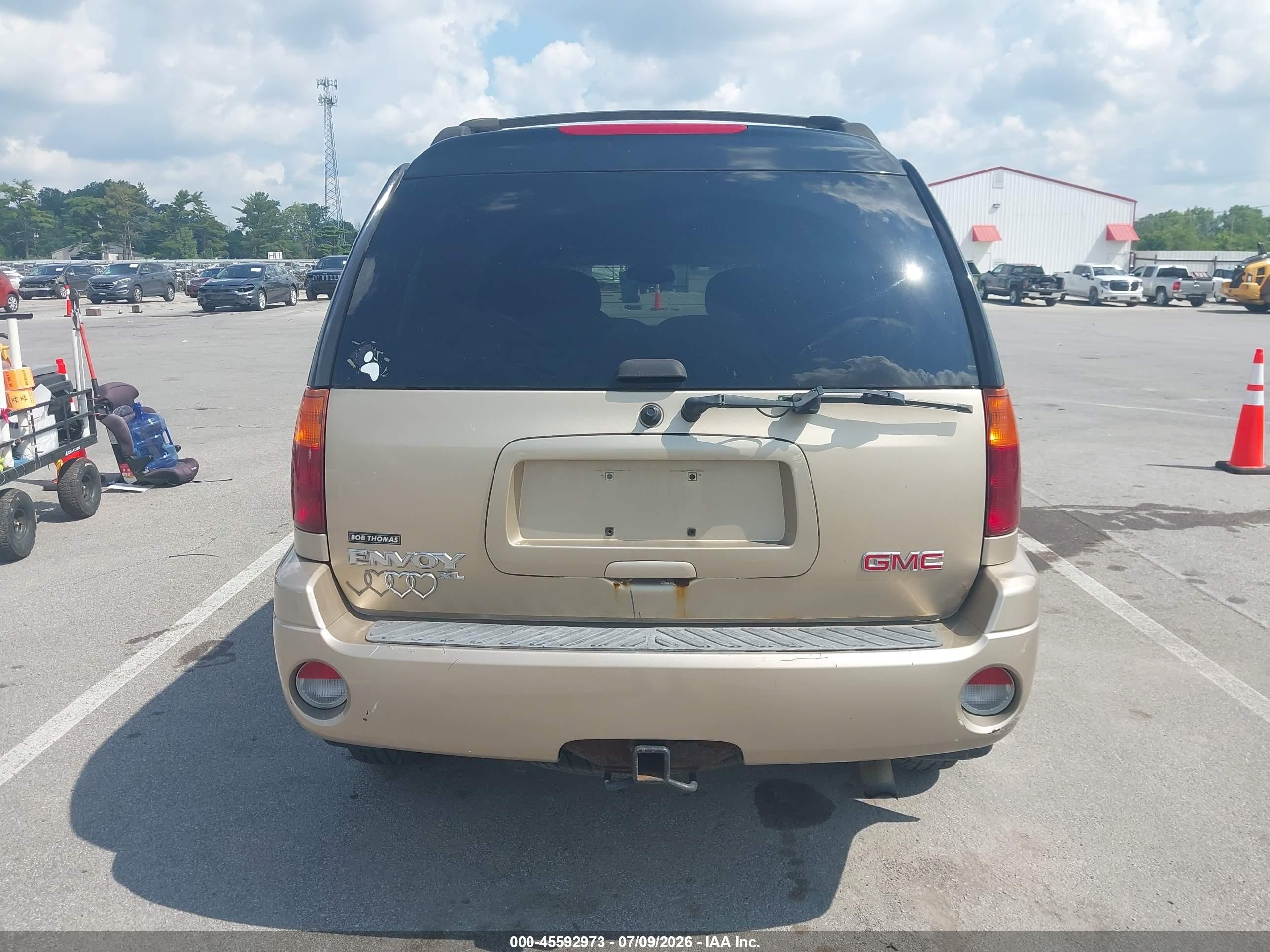 2004 Gmc Envoy Xl Sle Желто-коричневый vin: 1GKET16P346133351
