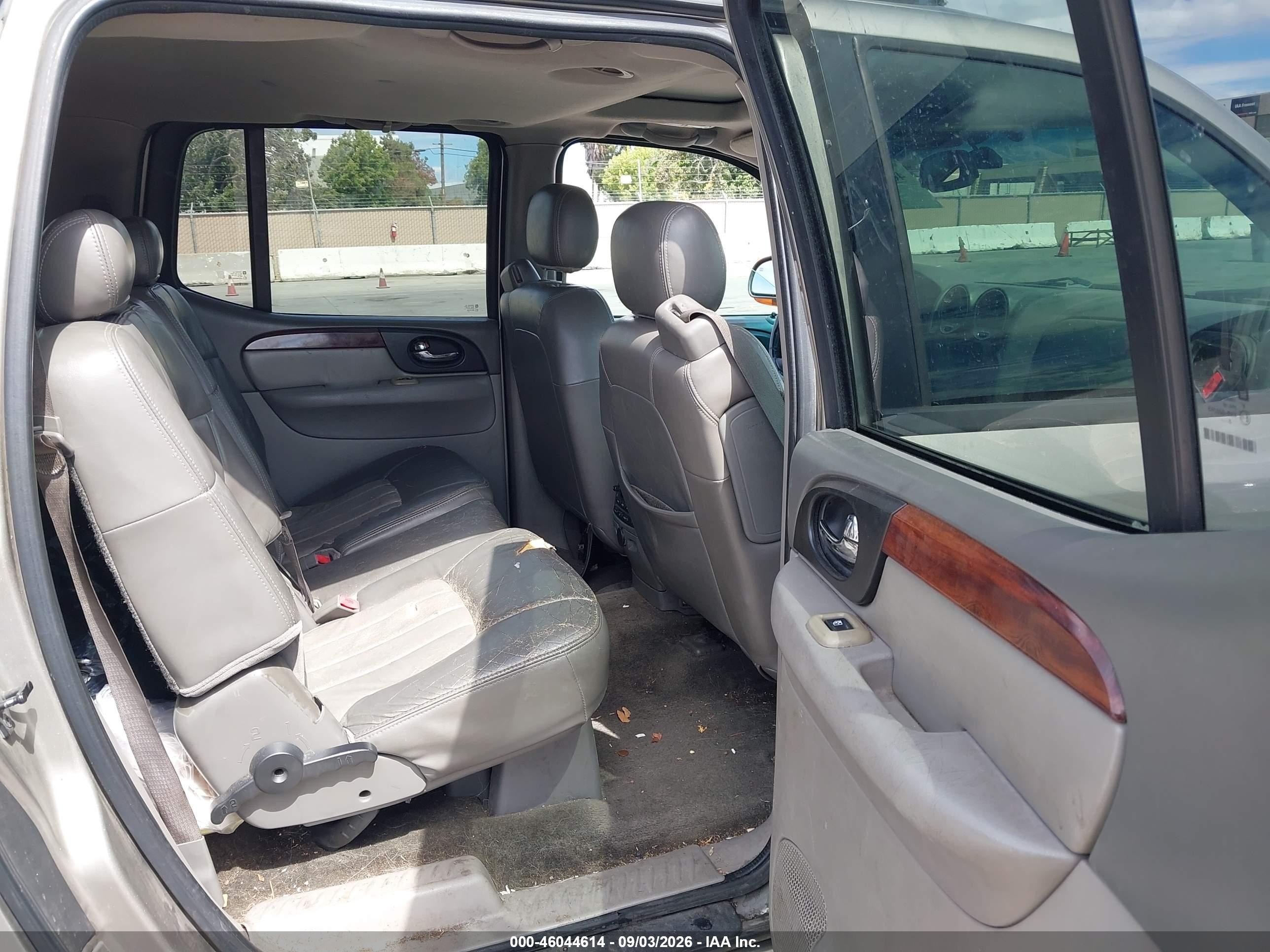2003 Gmc Envoy Xl Slt Gold vin: 1GKET16P536184168