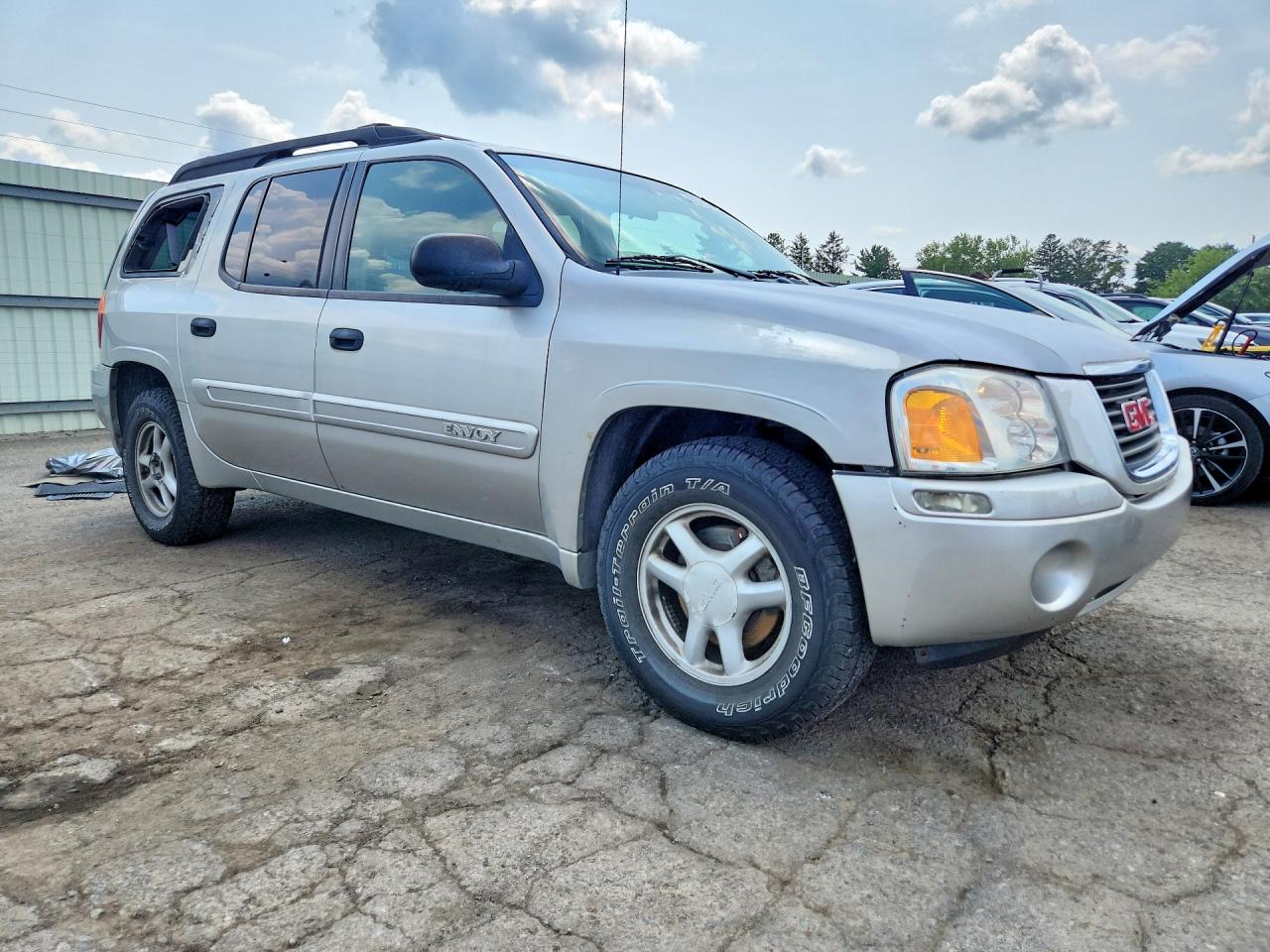 2004 Gmc Envoy Xl Серебряный vin: 1GKET16S046189543
