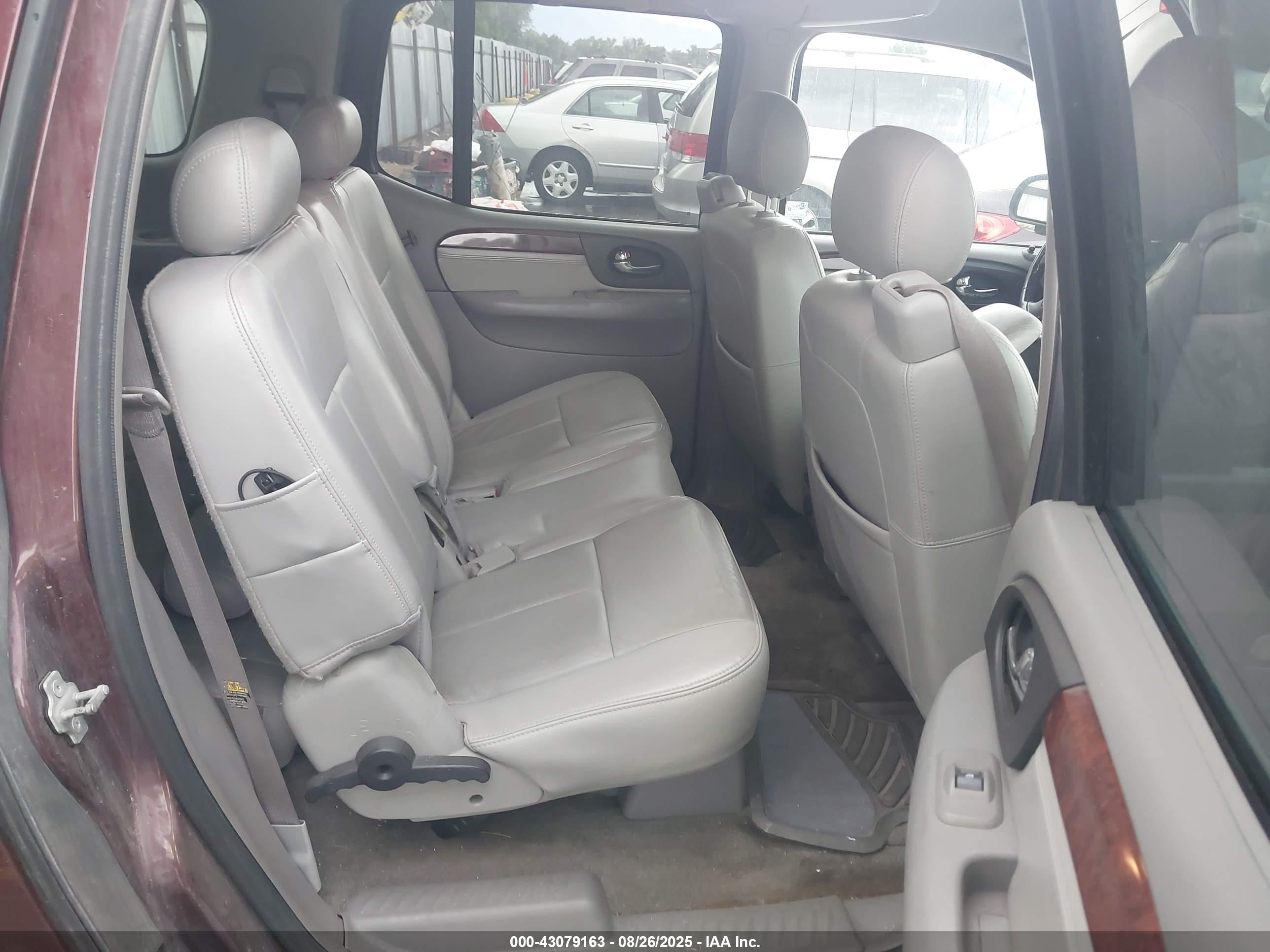 2006 Gmc Envoy Xl Slt Red vin: 1GKET16S366105413