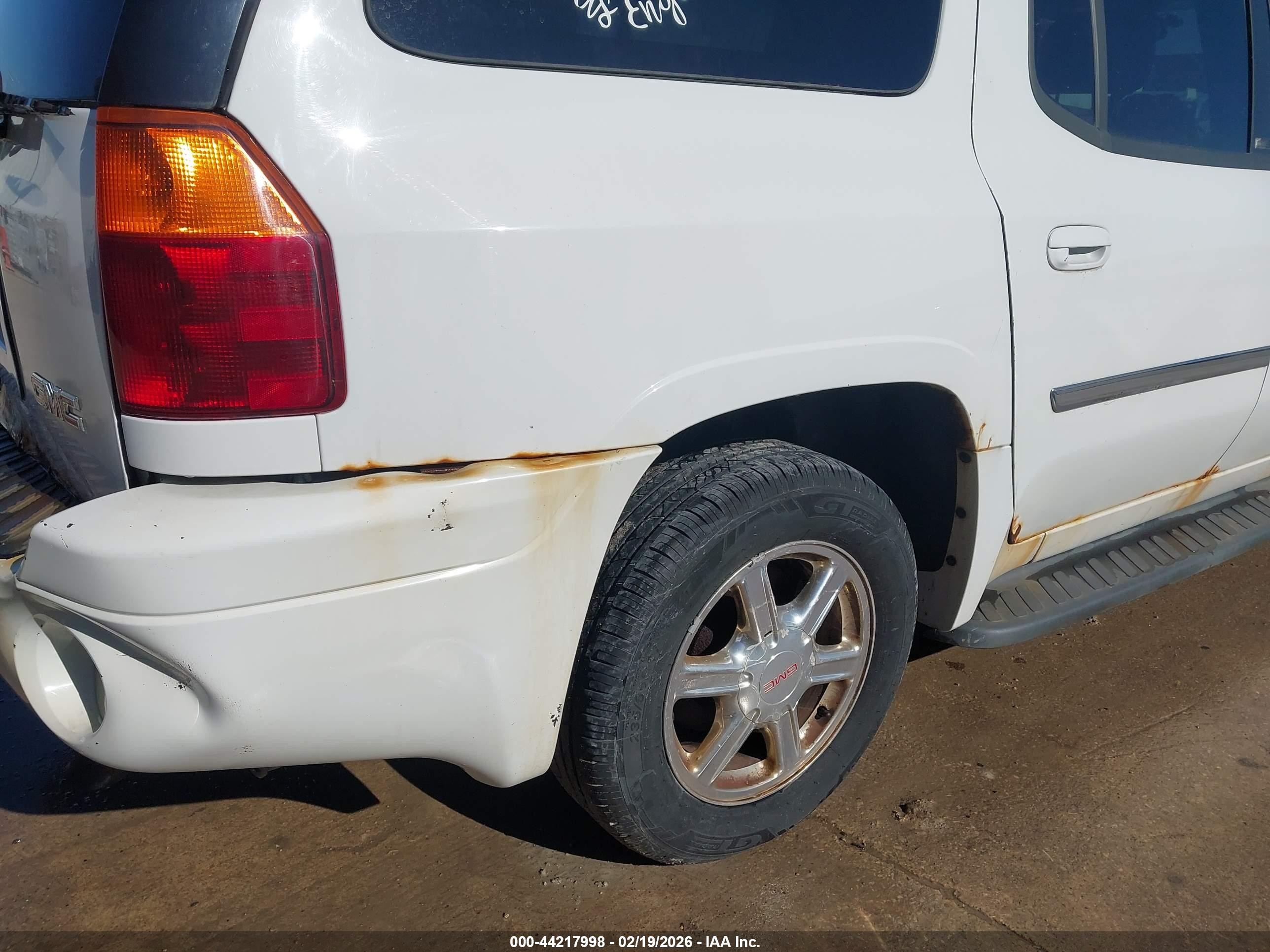 2006 Gmc Envoy Xl Slt White vin: 1GKET16S466173090
