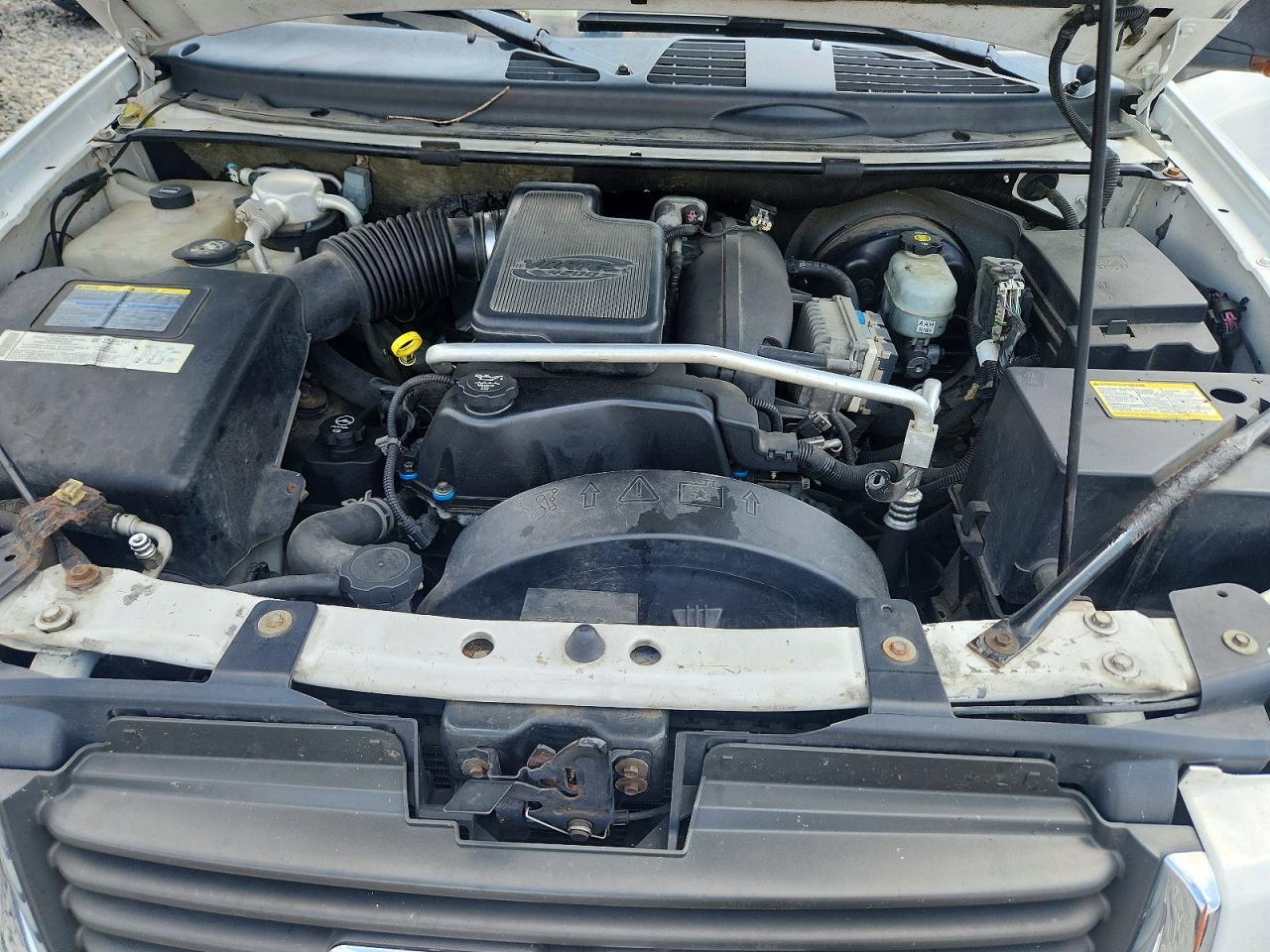 2005 Gmc Envoy Xl Белый vin: 1GKET16S656161862